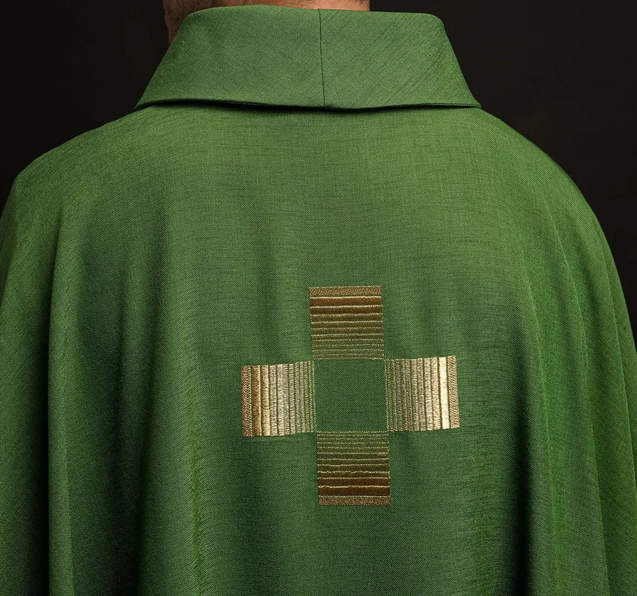 Chasuble with embroidered Crosses in green
