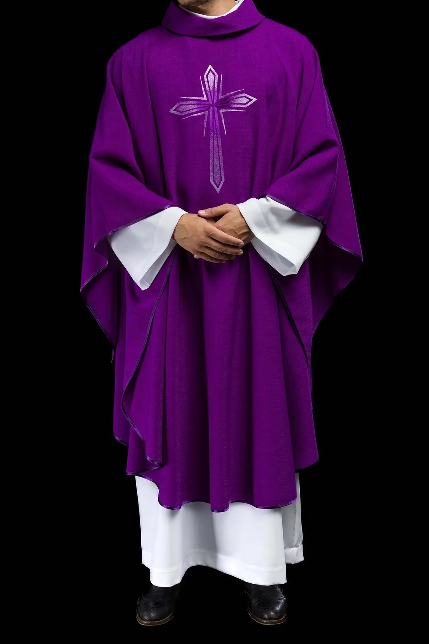 Embroidered chasuble in purple