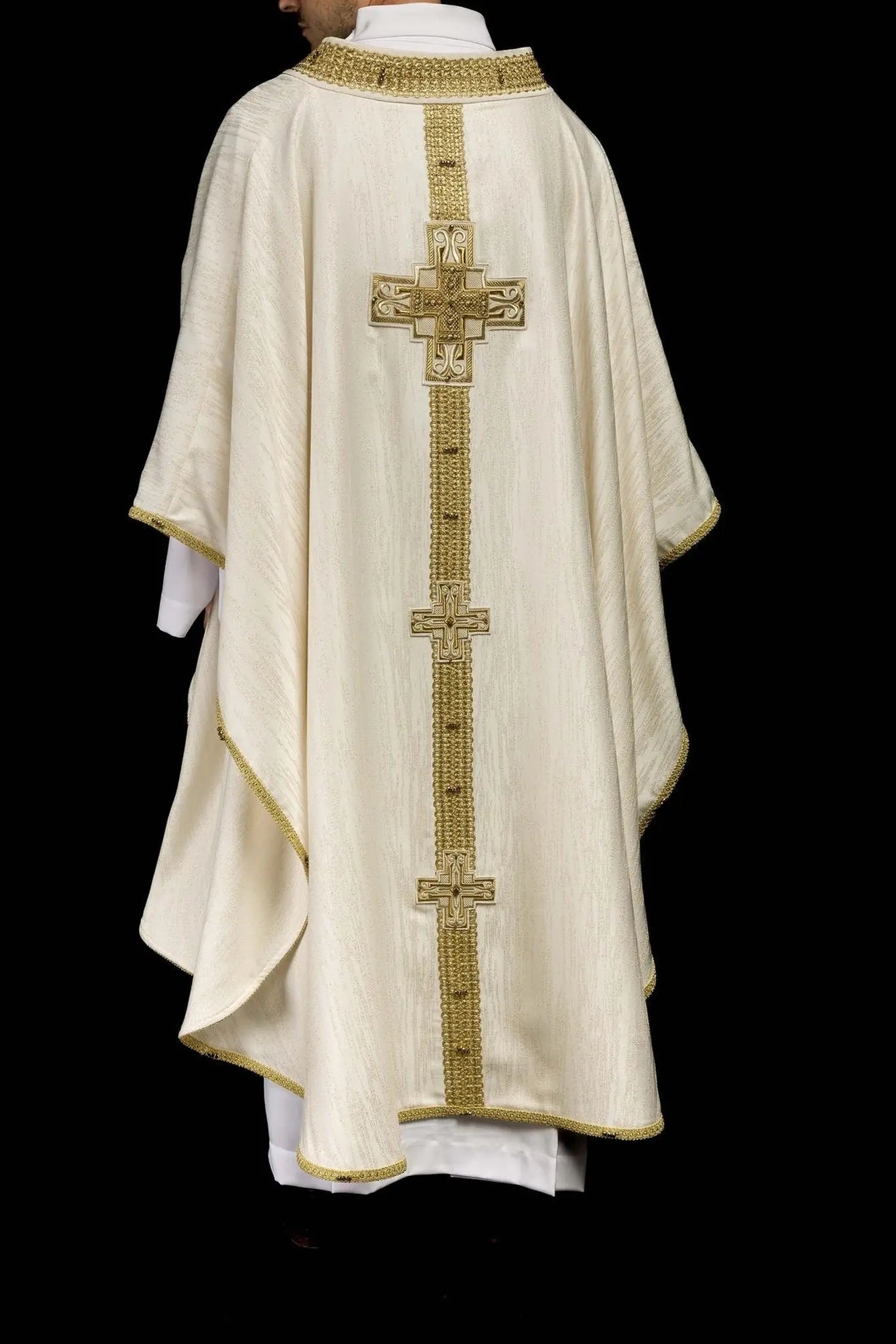 Handmade Chasuble with Natural Stones Handmade 7015 Ecru