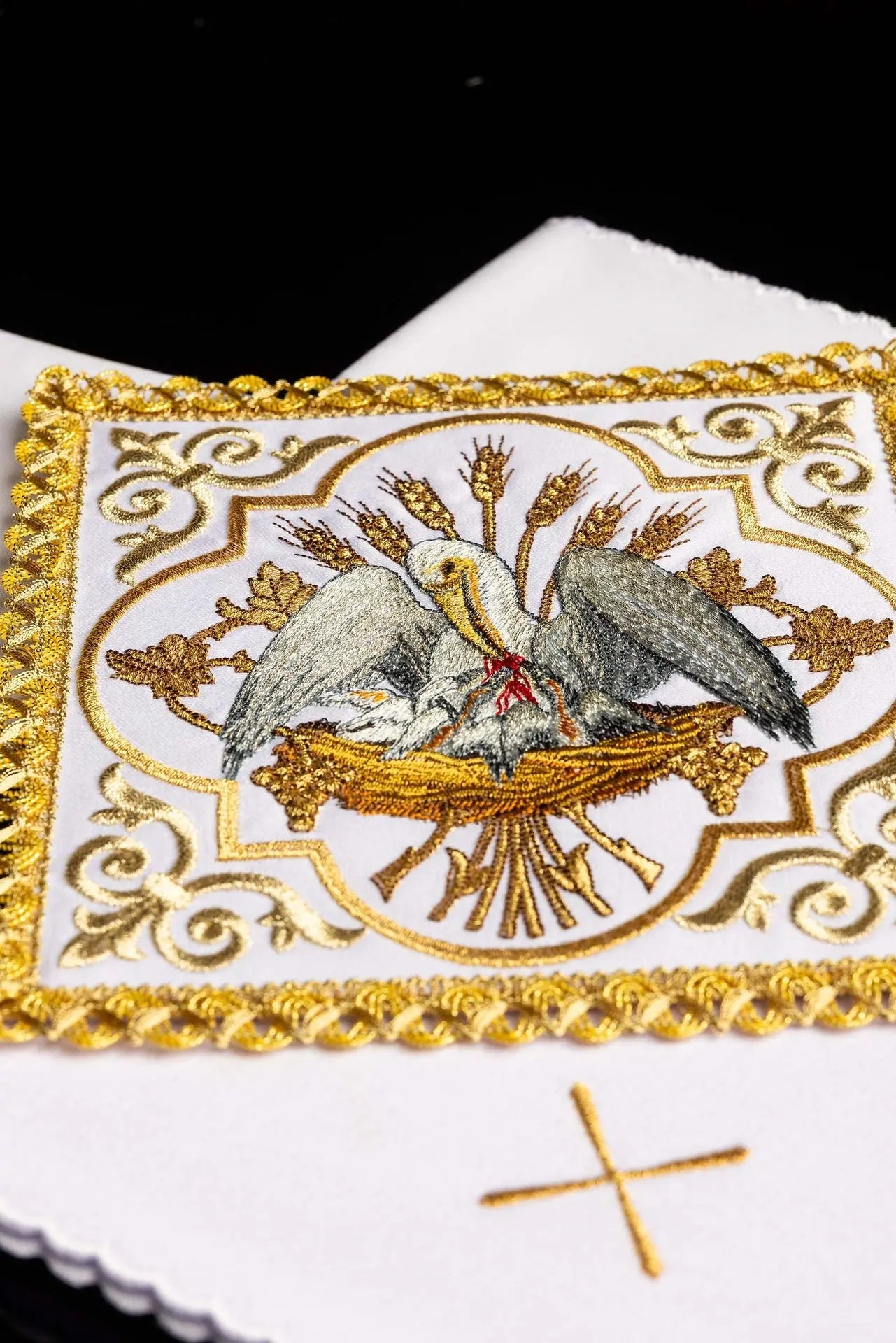 Chalice Linen Set with Eucharistic Pelican Embroidery