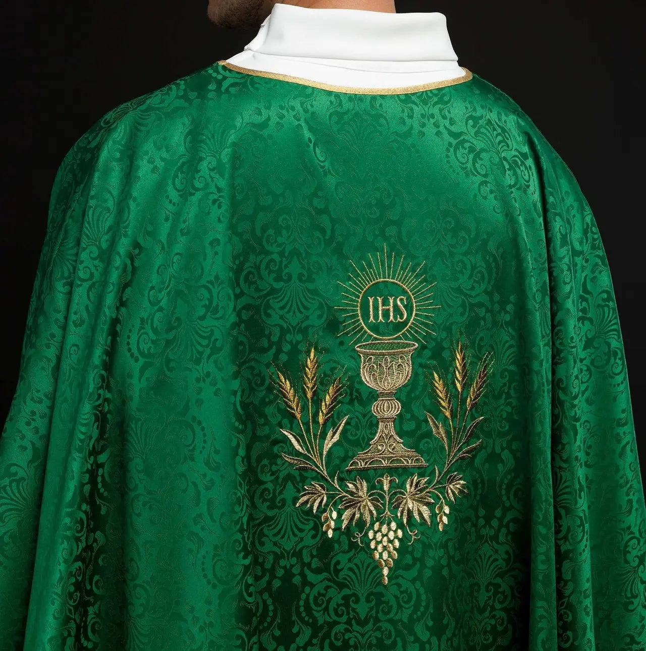 Green liturgical chasuble with chalice and host embroidery