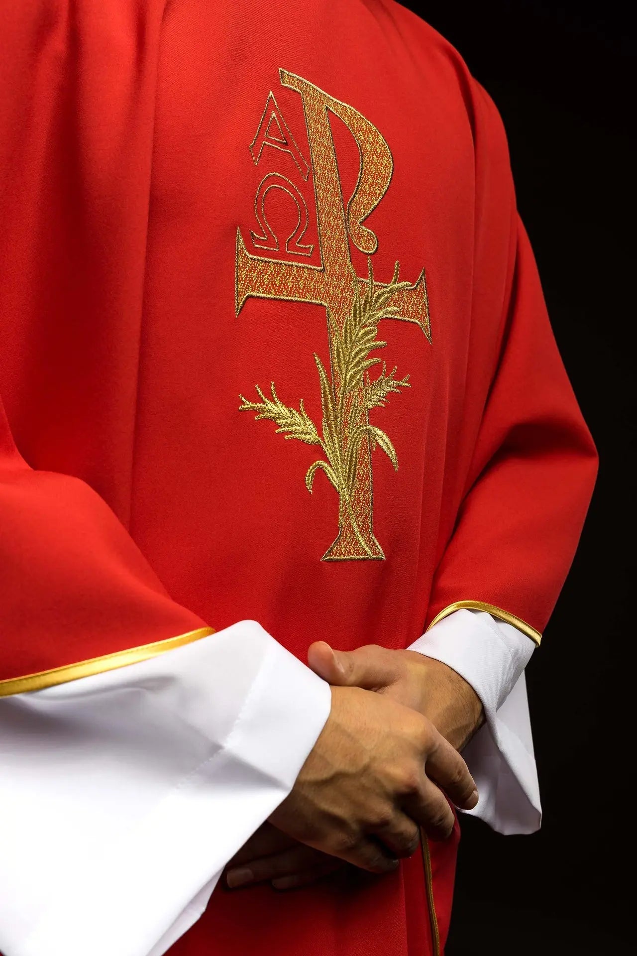Embroidered chasuble with the Alpha and Omega symbol and wide collar red