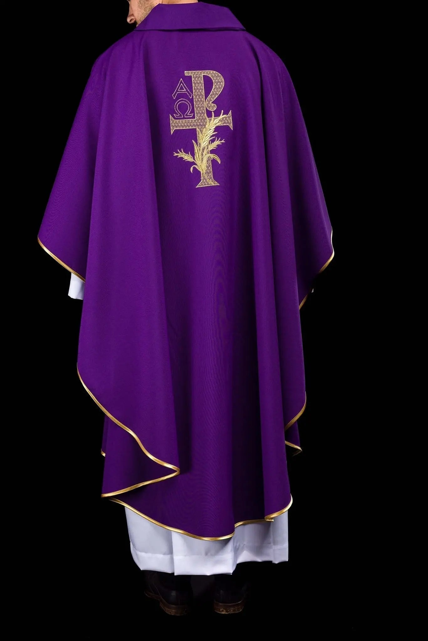 Embroidered chasuble with the Alpha and Omega symbol and wide collar purple
