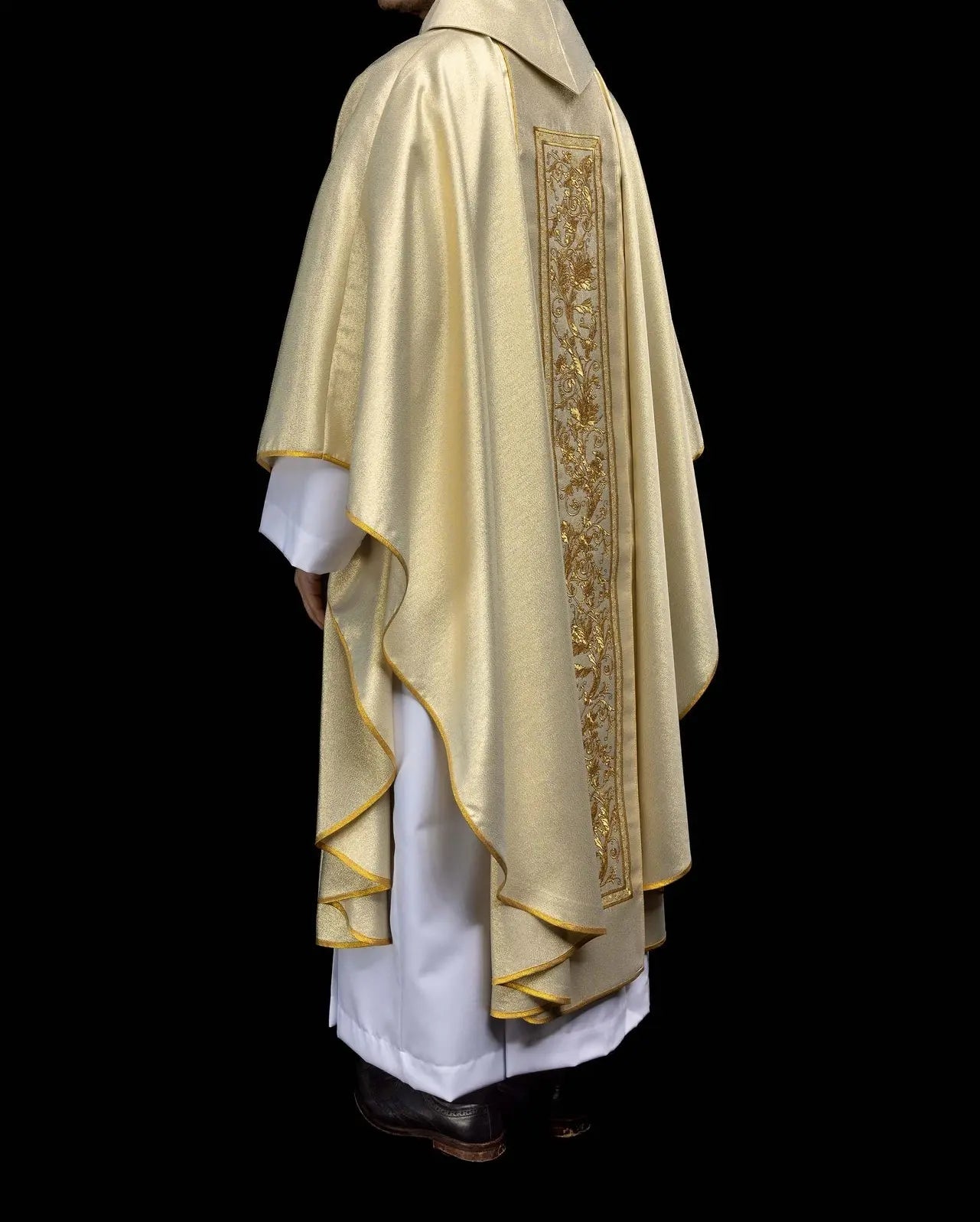 Gold Chasuble with Eucharistic Chalice Embroidery