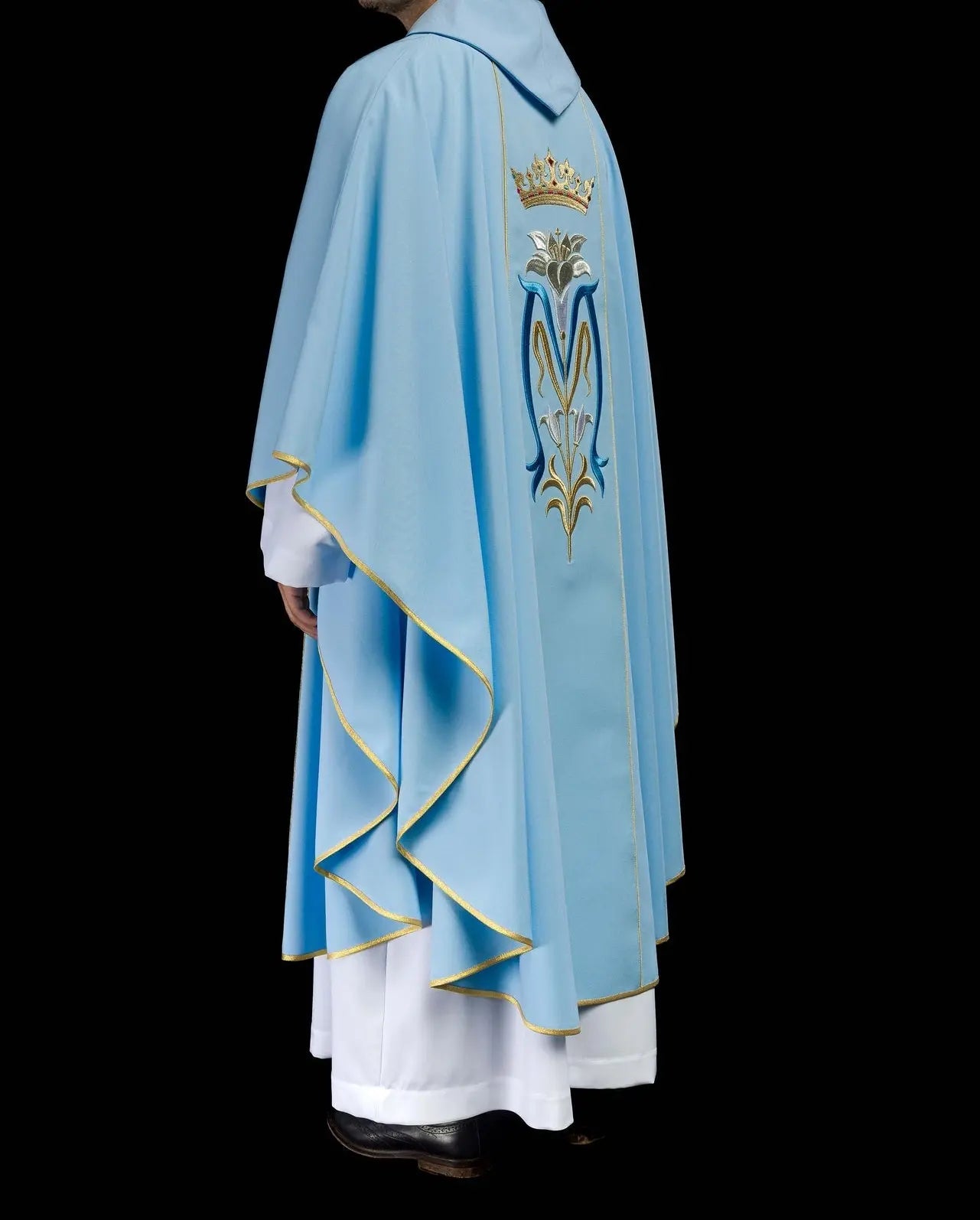 Marian liturgical chasuble embroidered with crown Blue