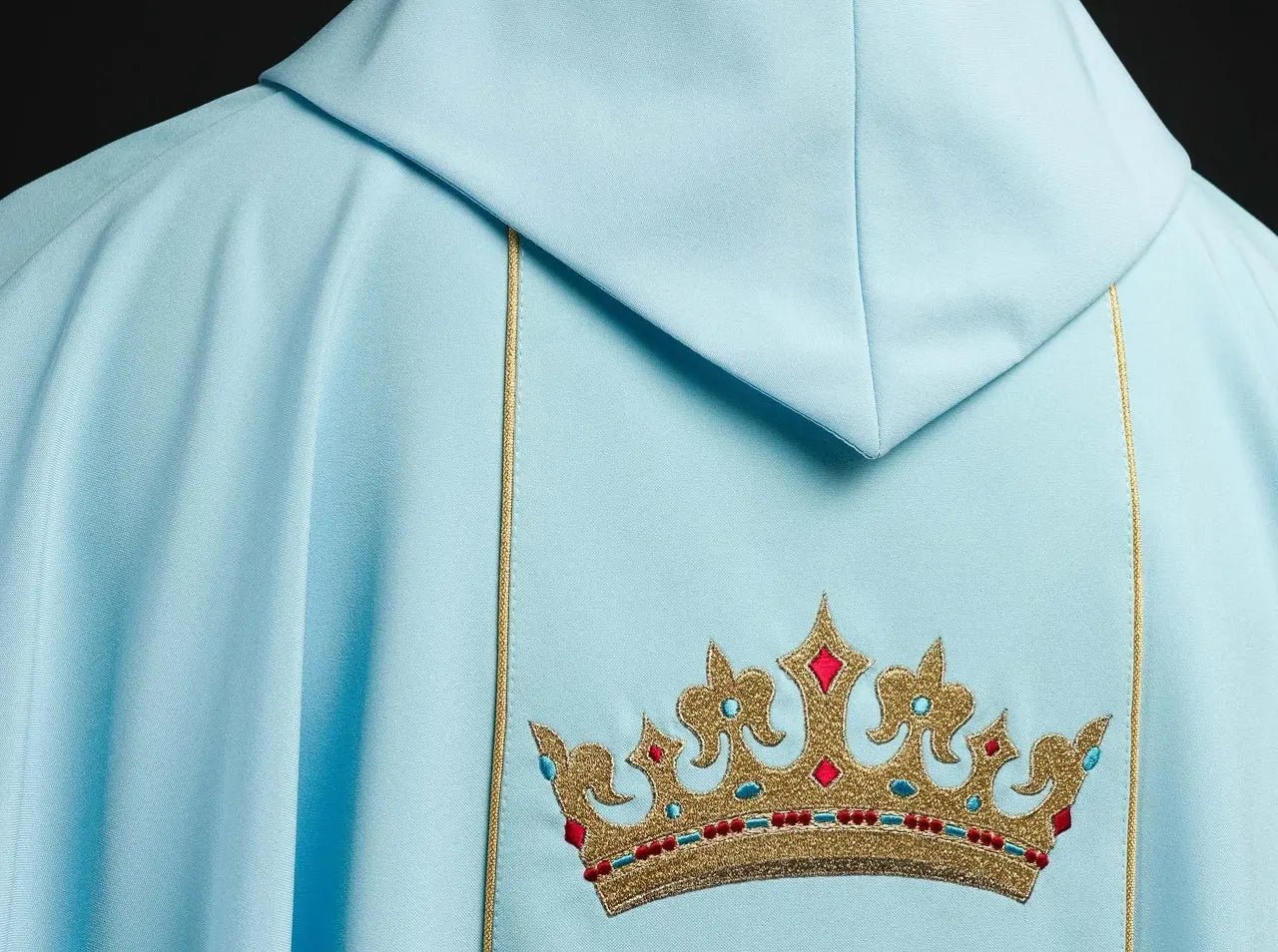 Ornat liturgiczny maryjny haftowany koroną niebieski
