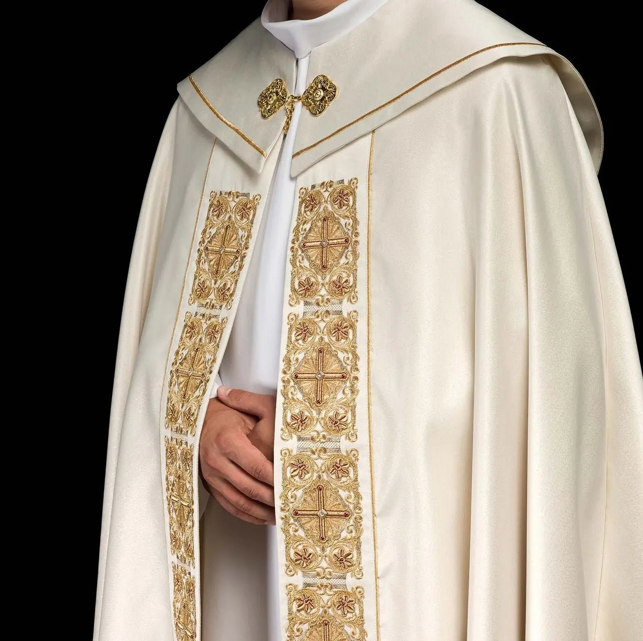 Peleryna liturgiczna z bogato zdobionym pasem 150 cm
