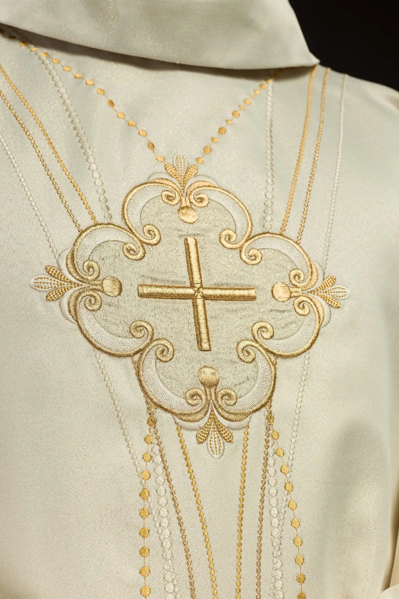 Rosary-inspired shiny fabric chasuble in ecru
