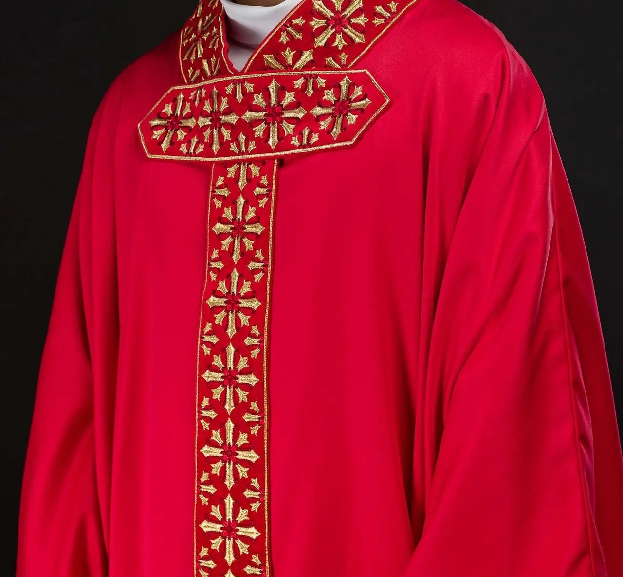 Chasuble with brilliant red embroidery