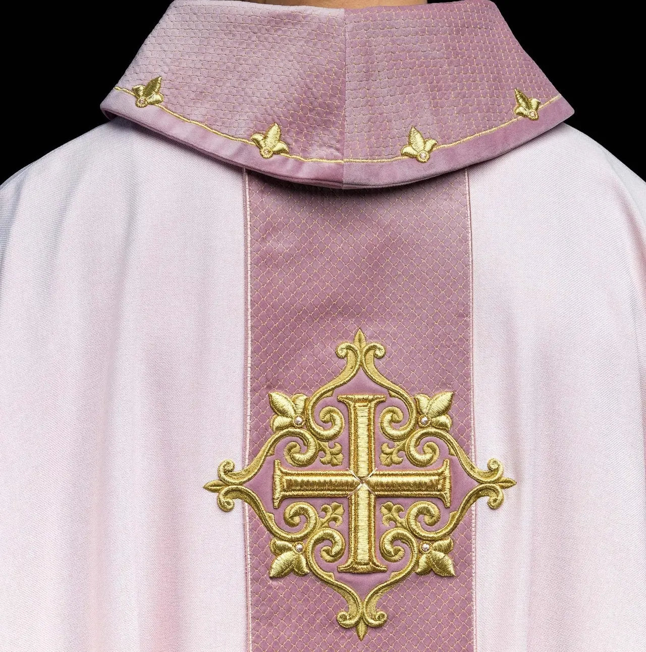 Chasuble embroidered on velvet with the symbol Cross Pink