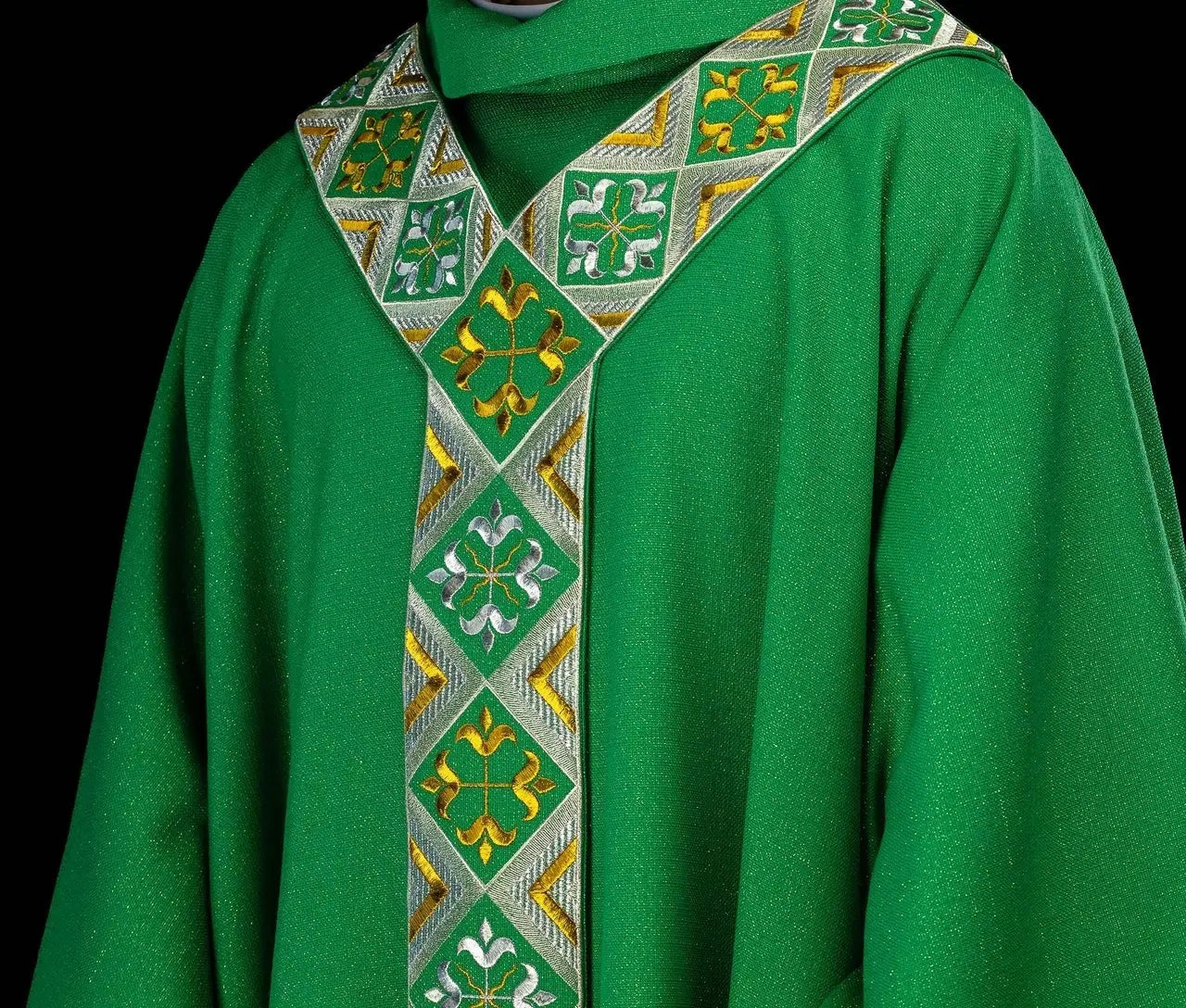 Green Chasuble Set with Embroidered Orphrey