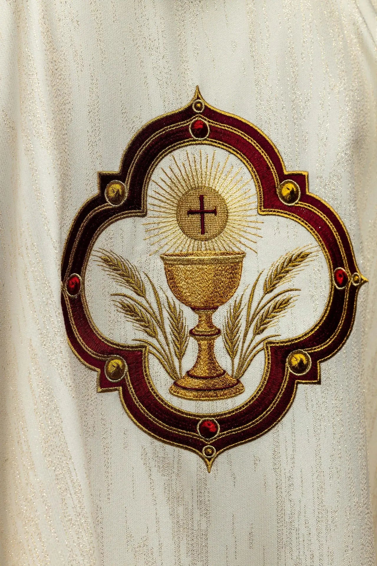 Chasuble with Embroidery of the Sacred Heart of Jesus and Eucharistic Chalice