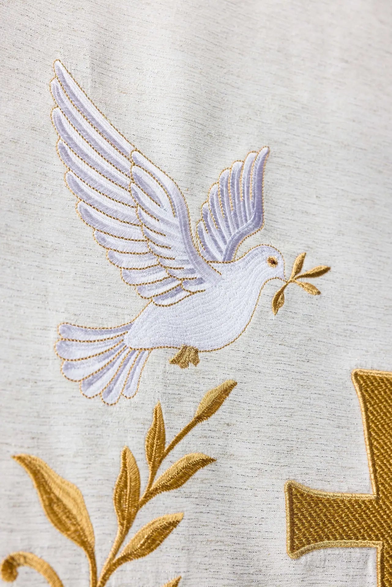 White Lectern Cover with Cross, Doves and Gold Embroidery