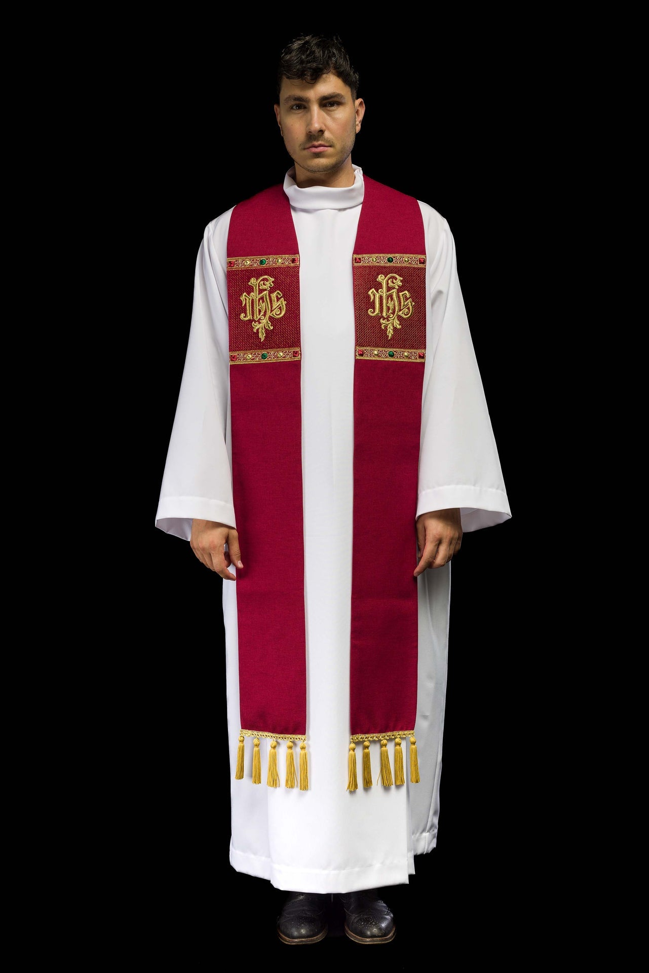 Stuła haftowana z motywem IHS czerwona - ORNATY.PL