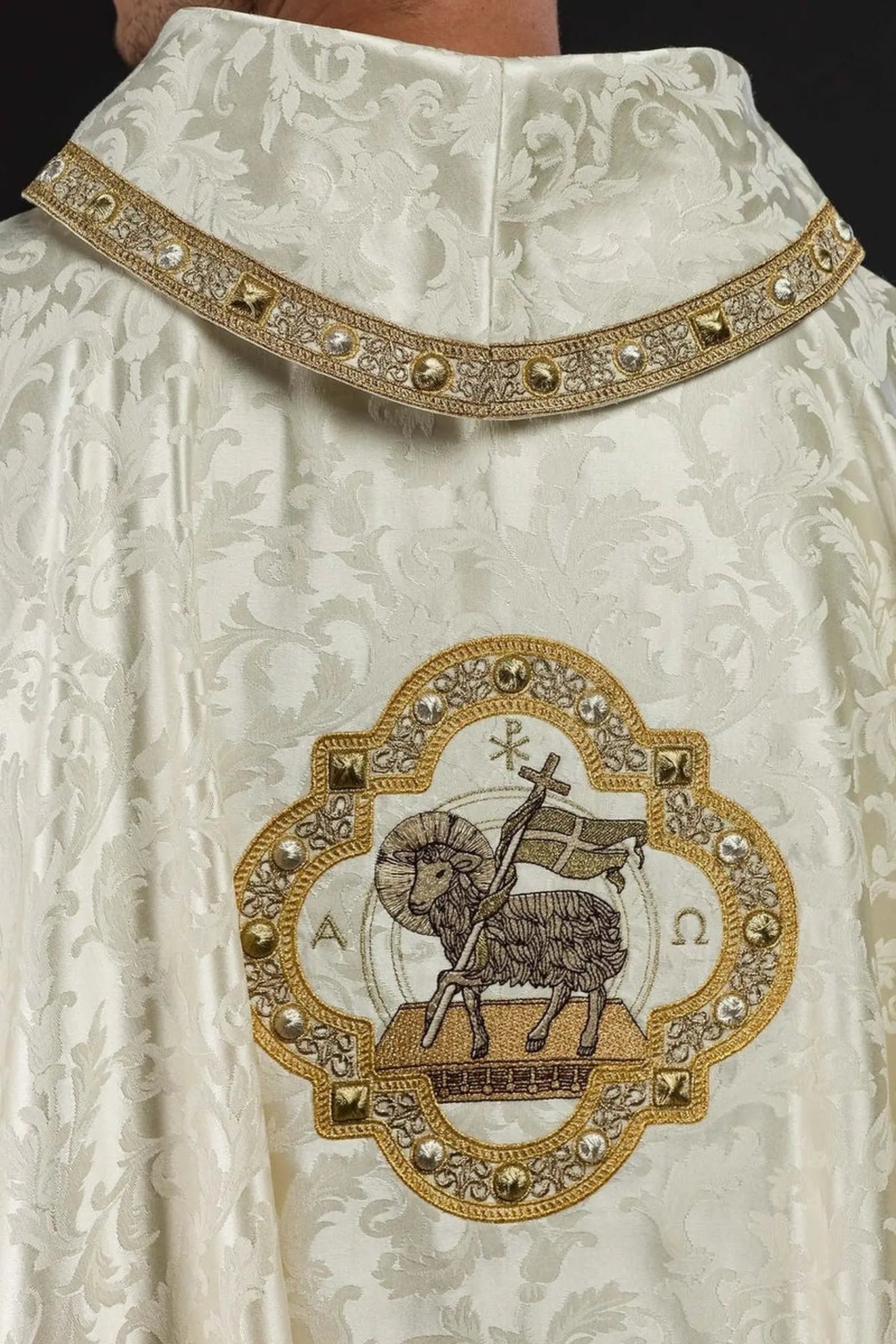 Chasuble with Easter lamb sewn on decorative fabric