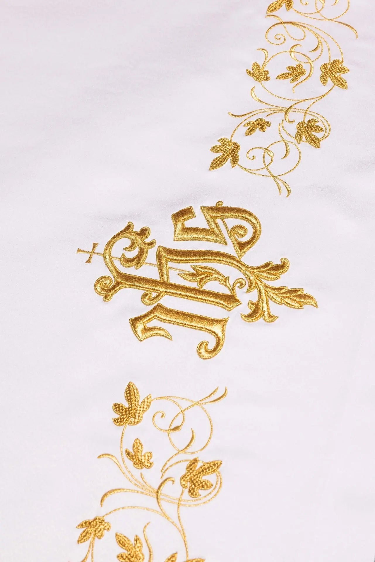Altar Cloth with Gold IHS Embroidery
