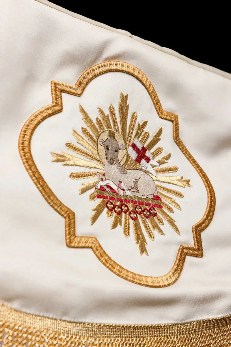 Embroidered baldachin 140 cm x 160 cm - HAFTINA ATELIER