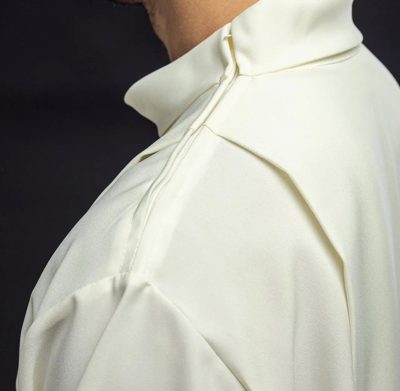 Smooth turtlenecked priest's robe Ecru