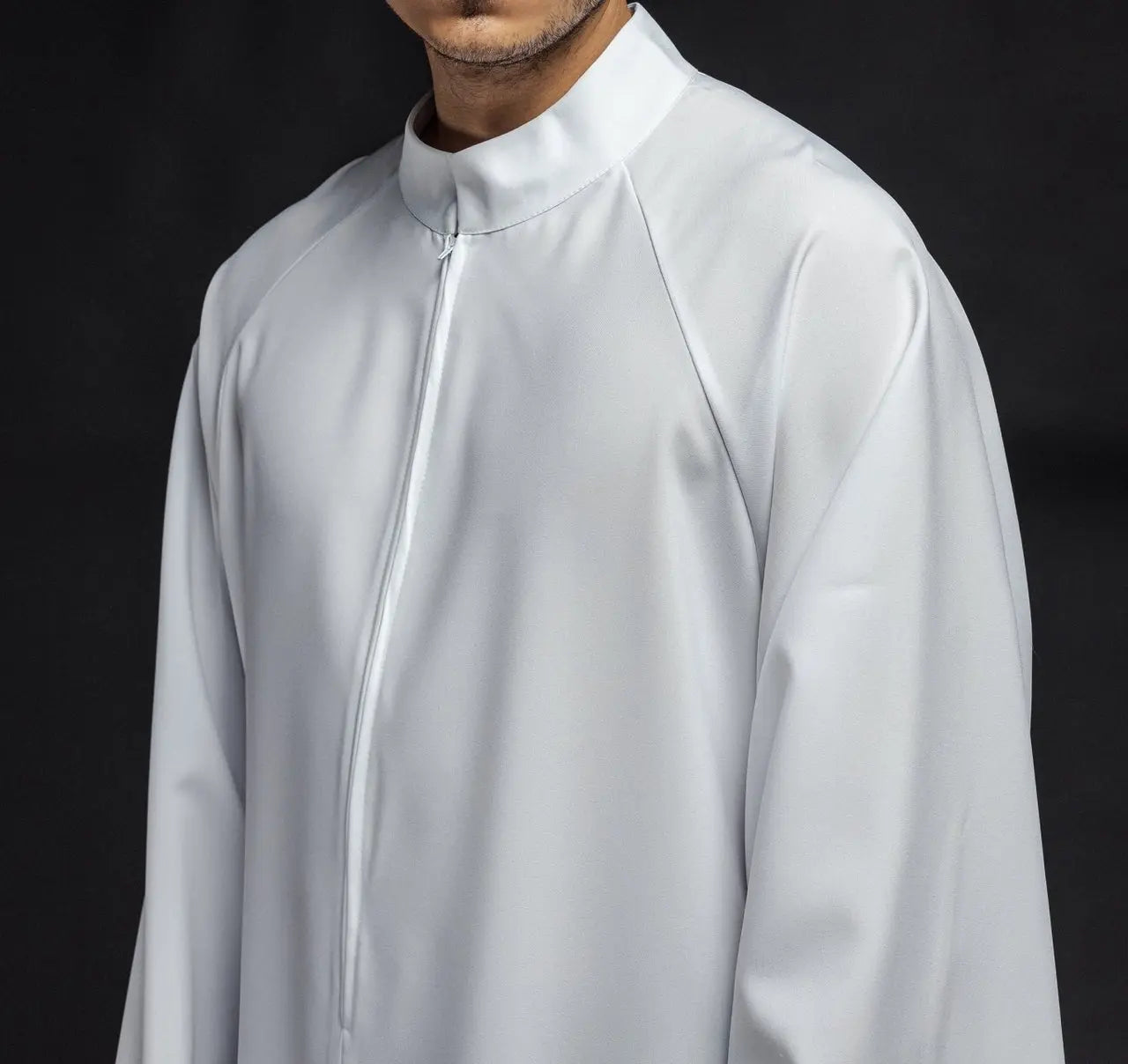 Priest's robe zip front White