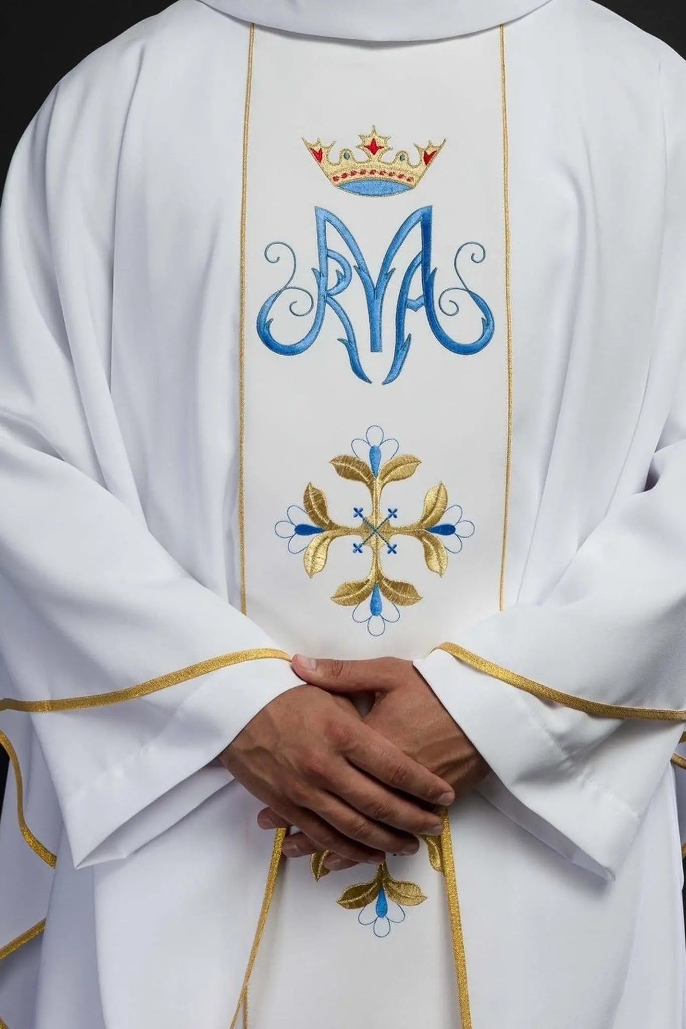 White Marian liturgical chasuble with belt