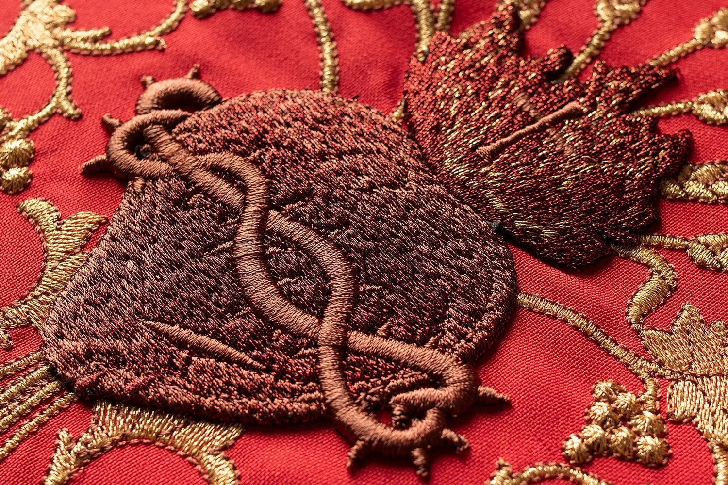 Red Roman chasuble embroidered with the motif of the Heart of Jesus Christ
