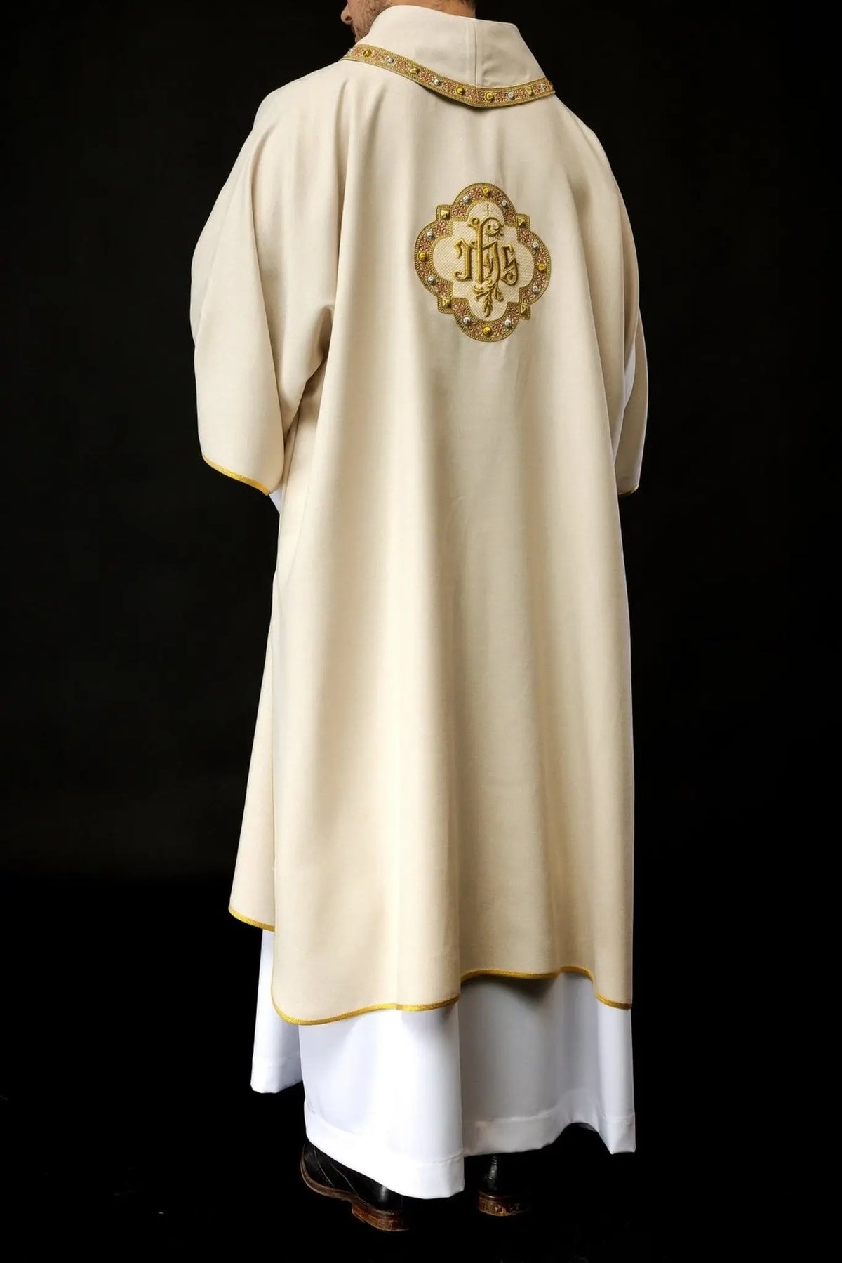 Dalmatica with IHS symbol and ecru collar