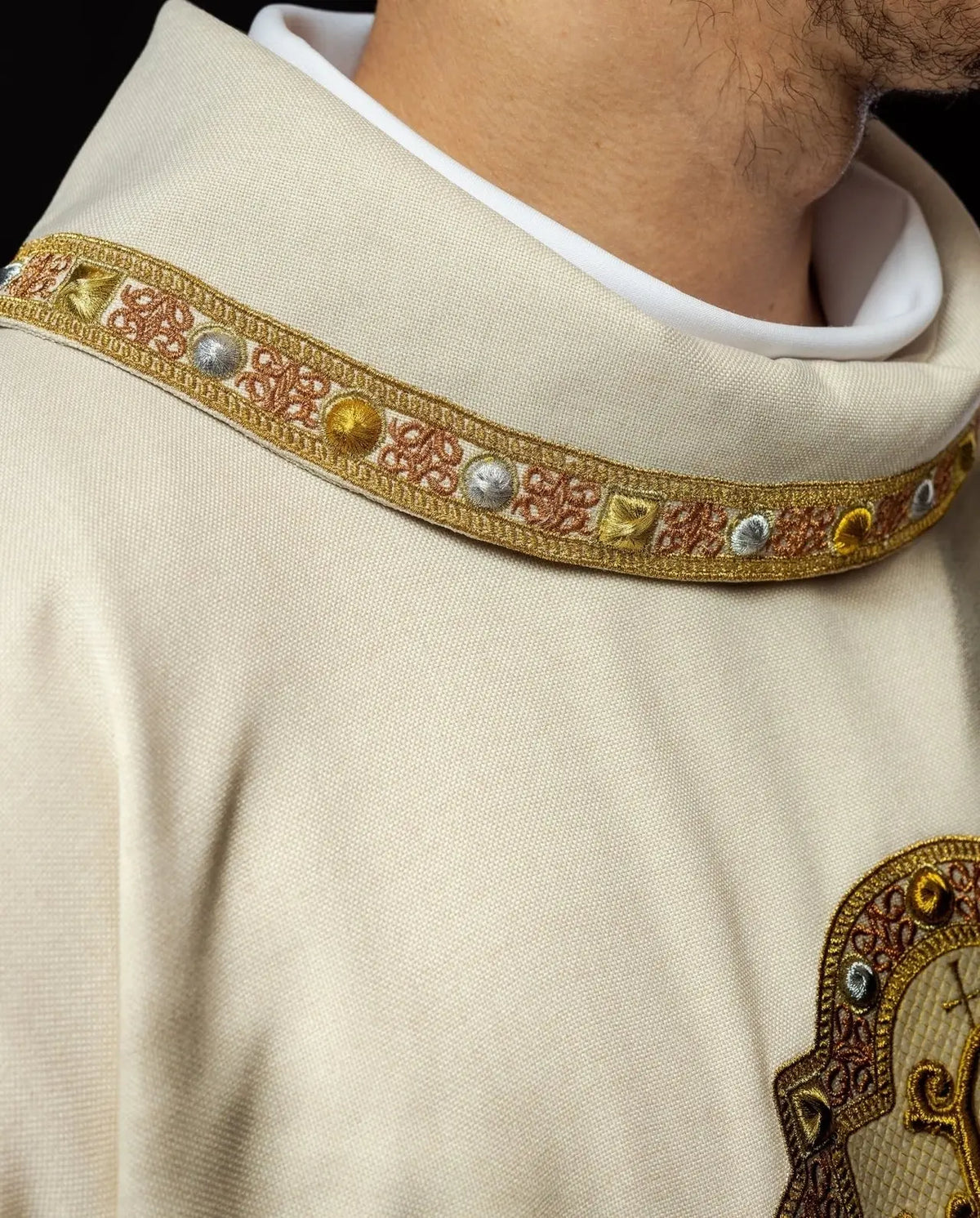 Dalmatica with IHS symbol and ecru collar