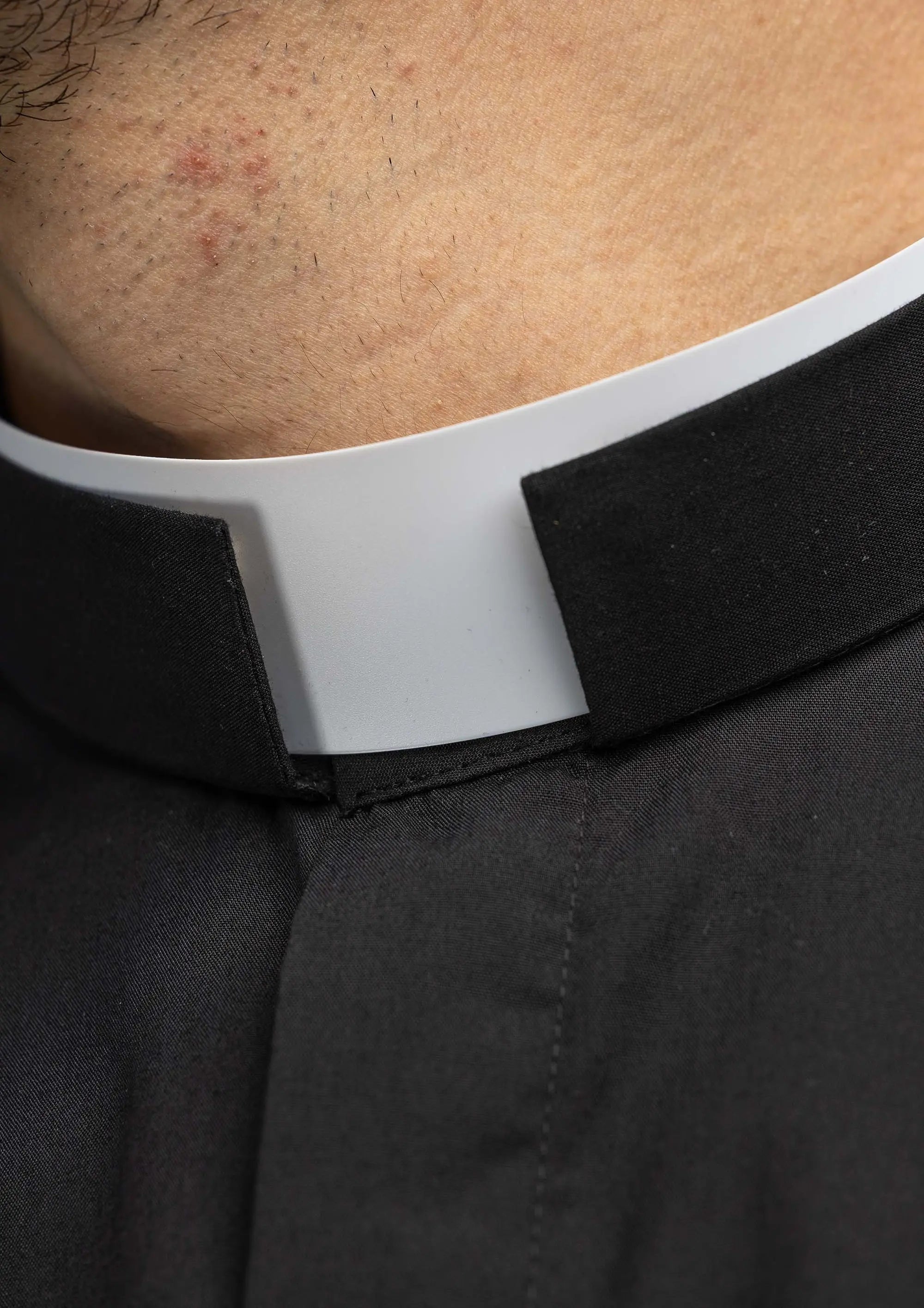 Rzymska Koszula kapłańska Czarny krótki rękaw z kołnierzykiem