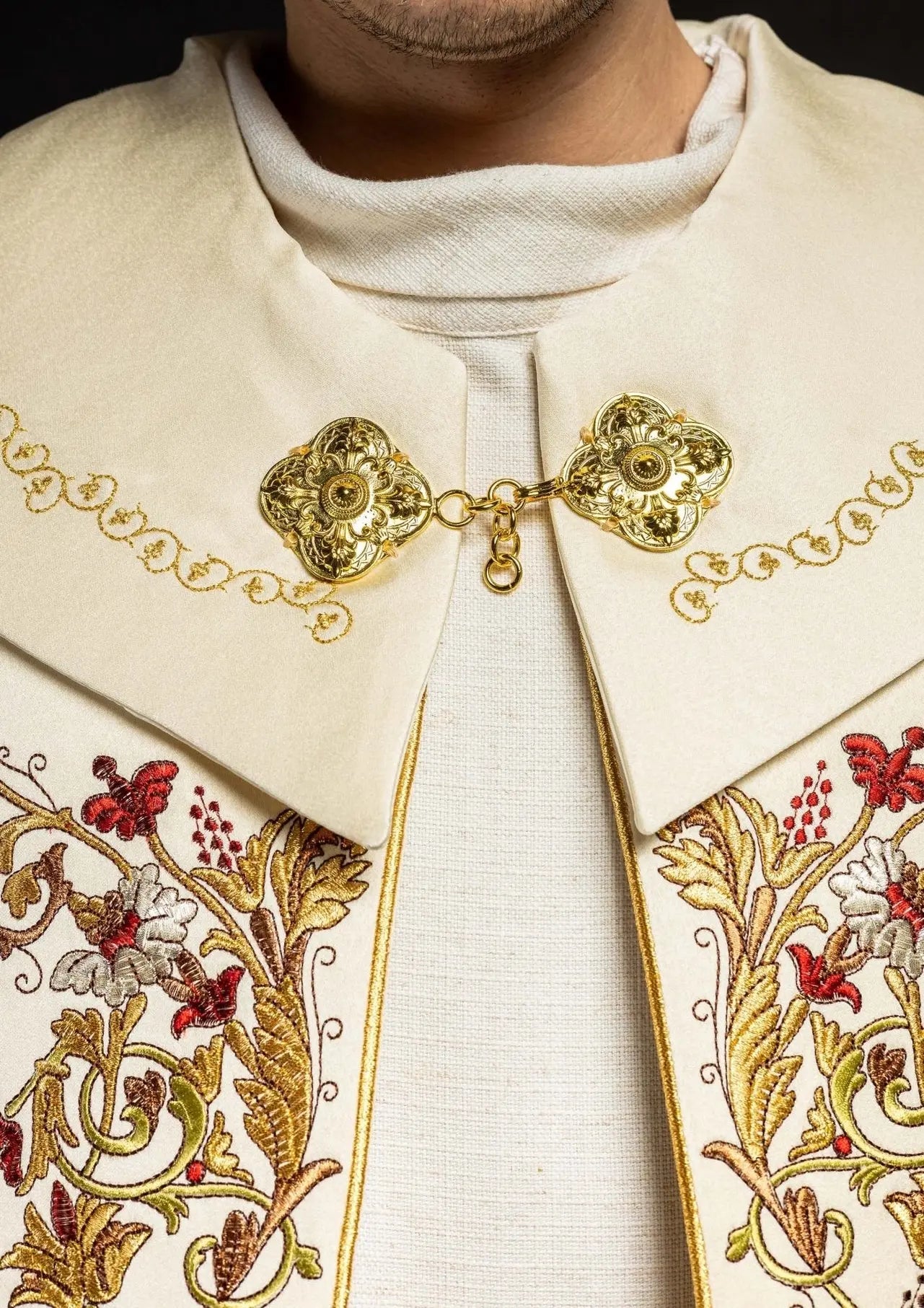 Czapka eucharystyczna z monogramem PAX ecru