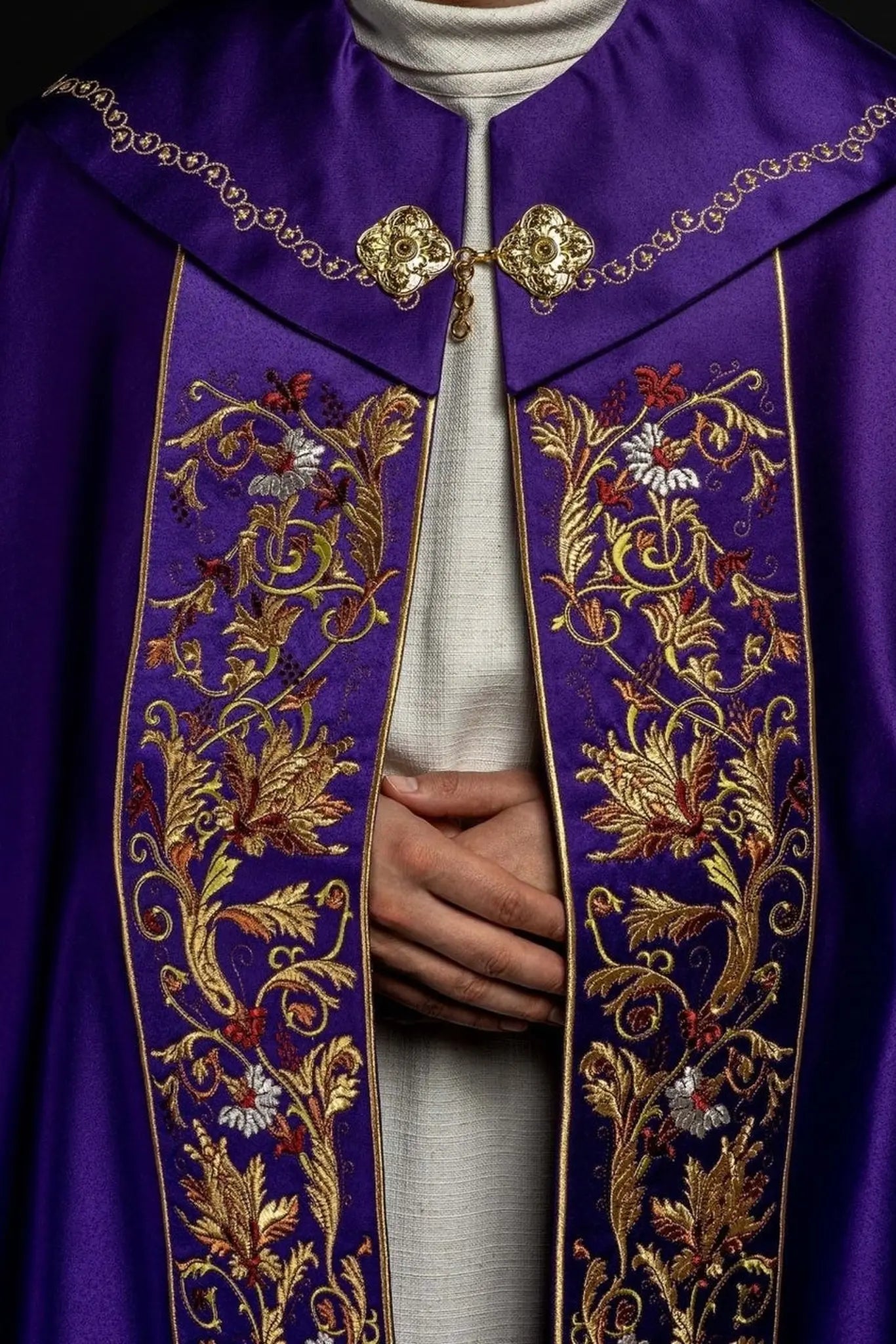 Eucharistic cape with richly decorated monogram in purple