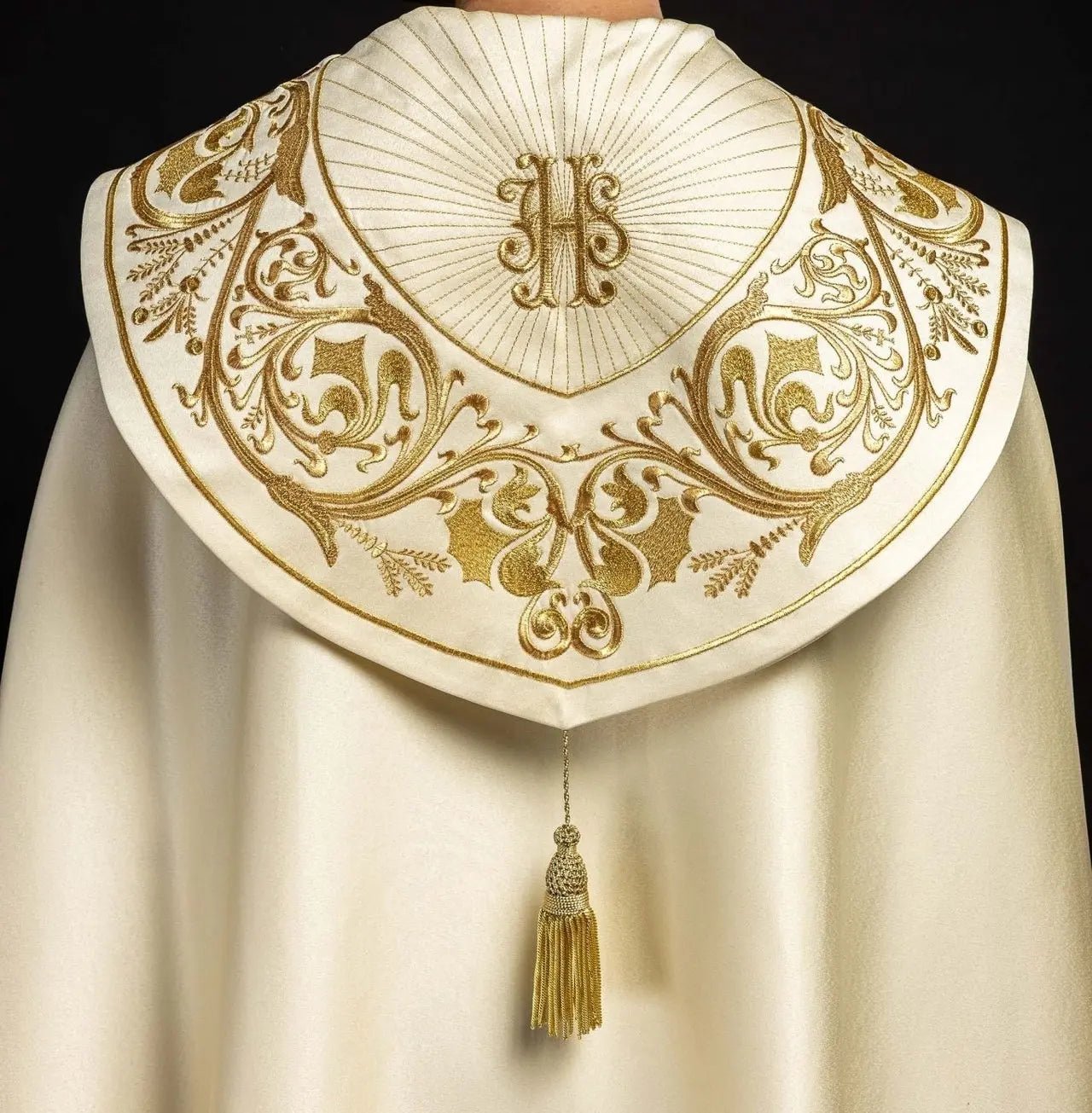 Haftowana kaplica liturgiczna IHS ecru