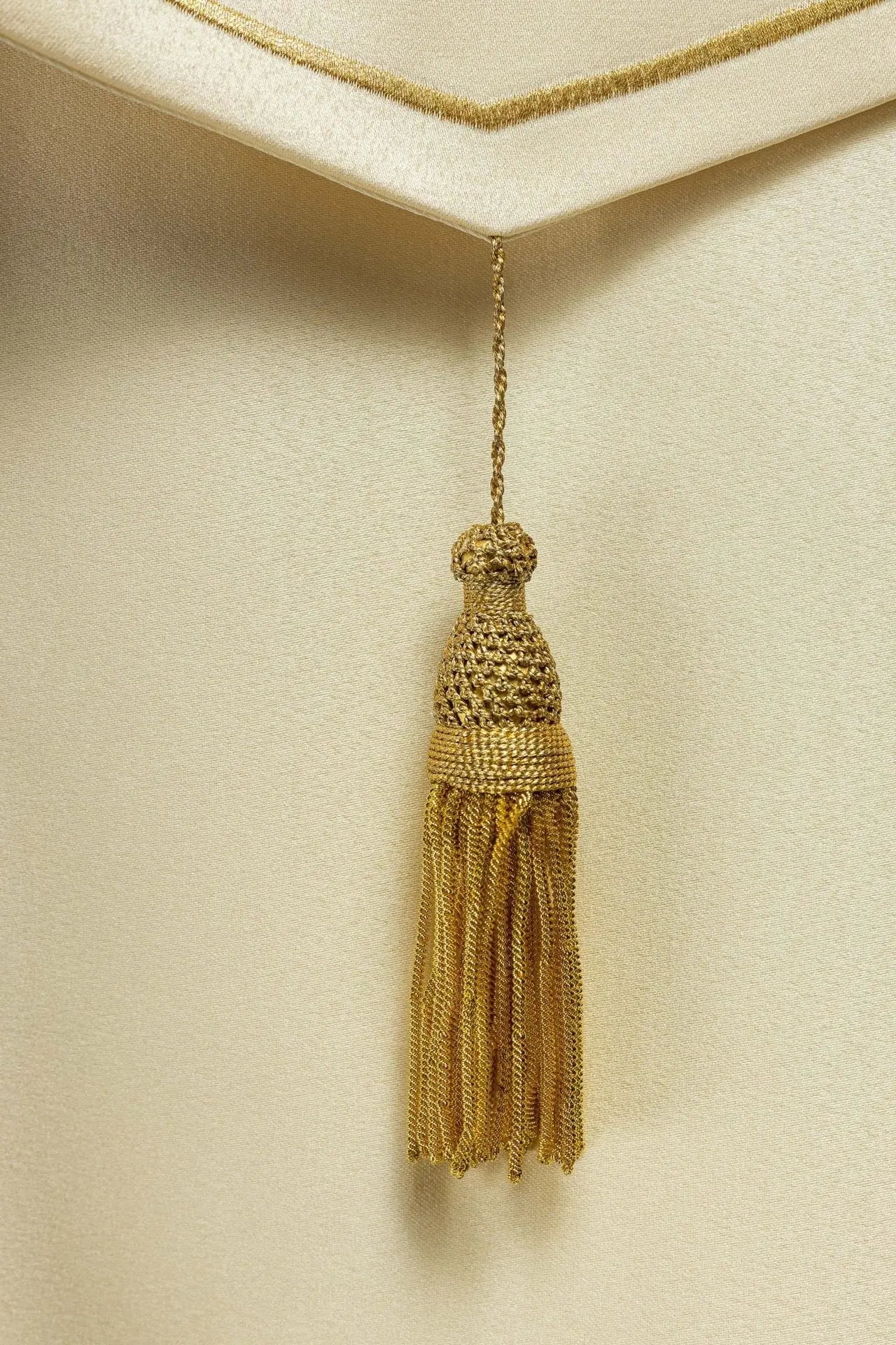 Embroidered liturgical chalice ecru