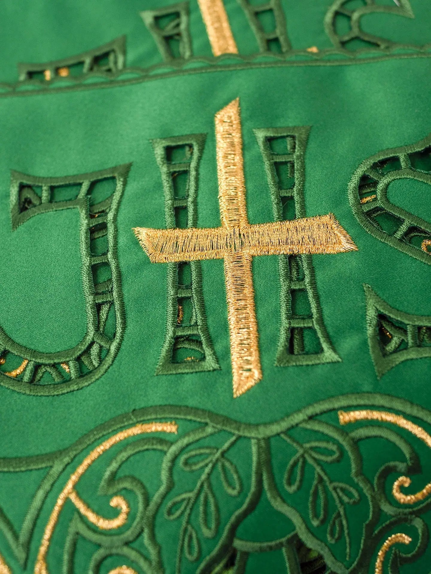 Metr z haftem czołowym IHS Cross Green