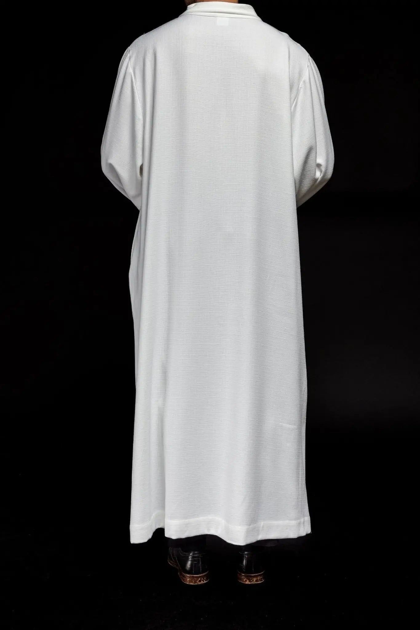 Linen priest's alb in natural weave fabric white