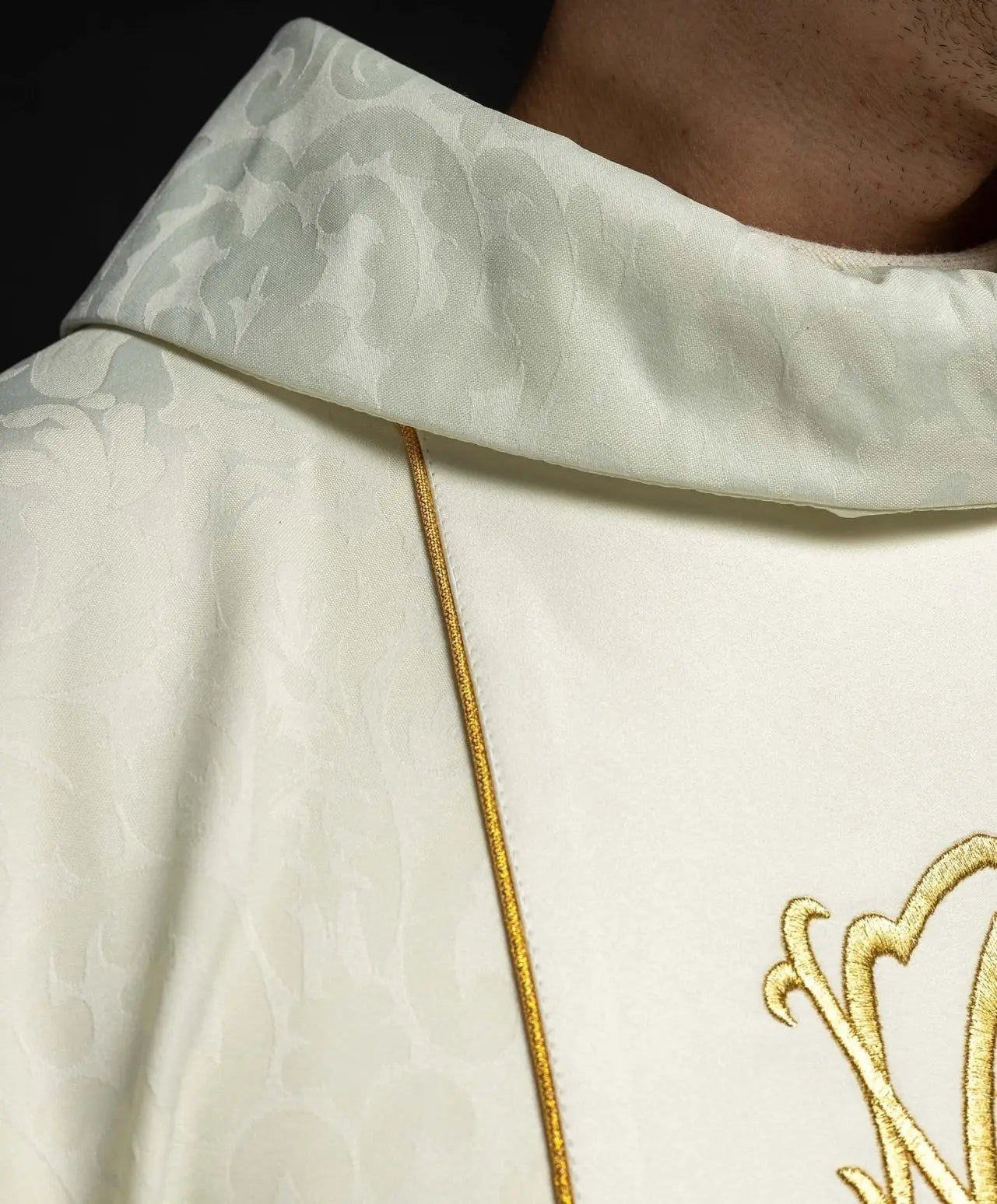 Marian liturgical chasuble with embroidered lilies