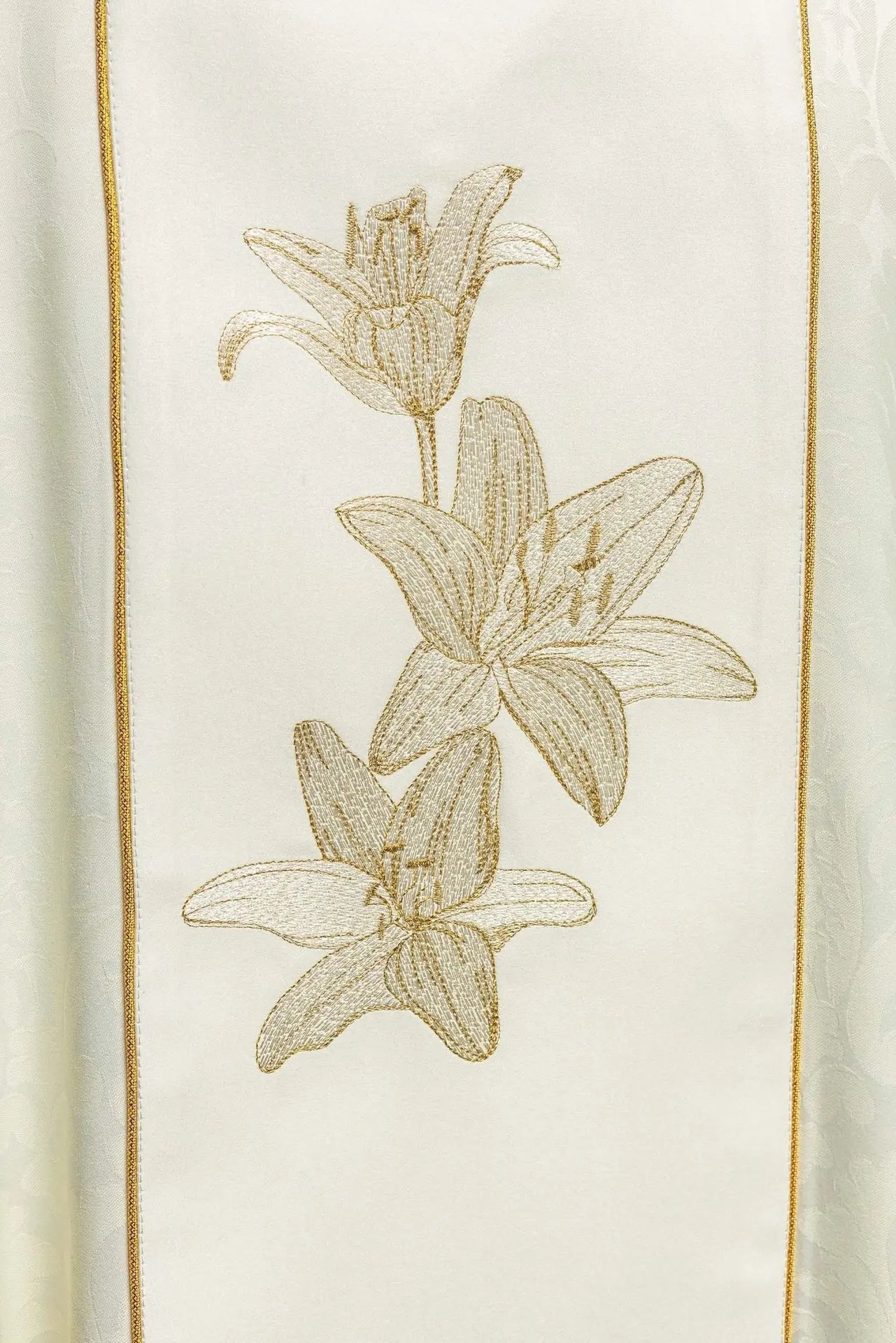 Marian liturgical chasuble with embroidered lilies
