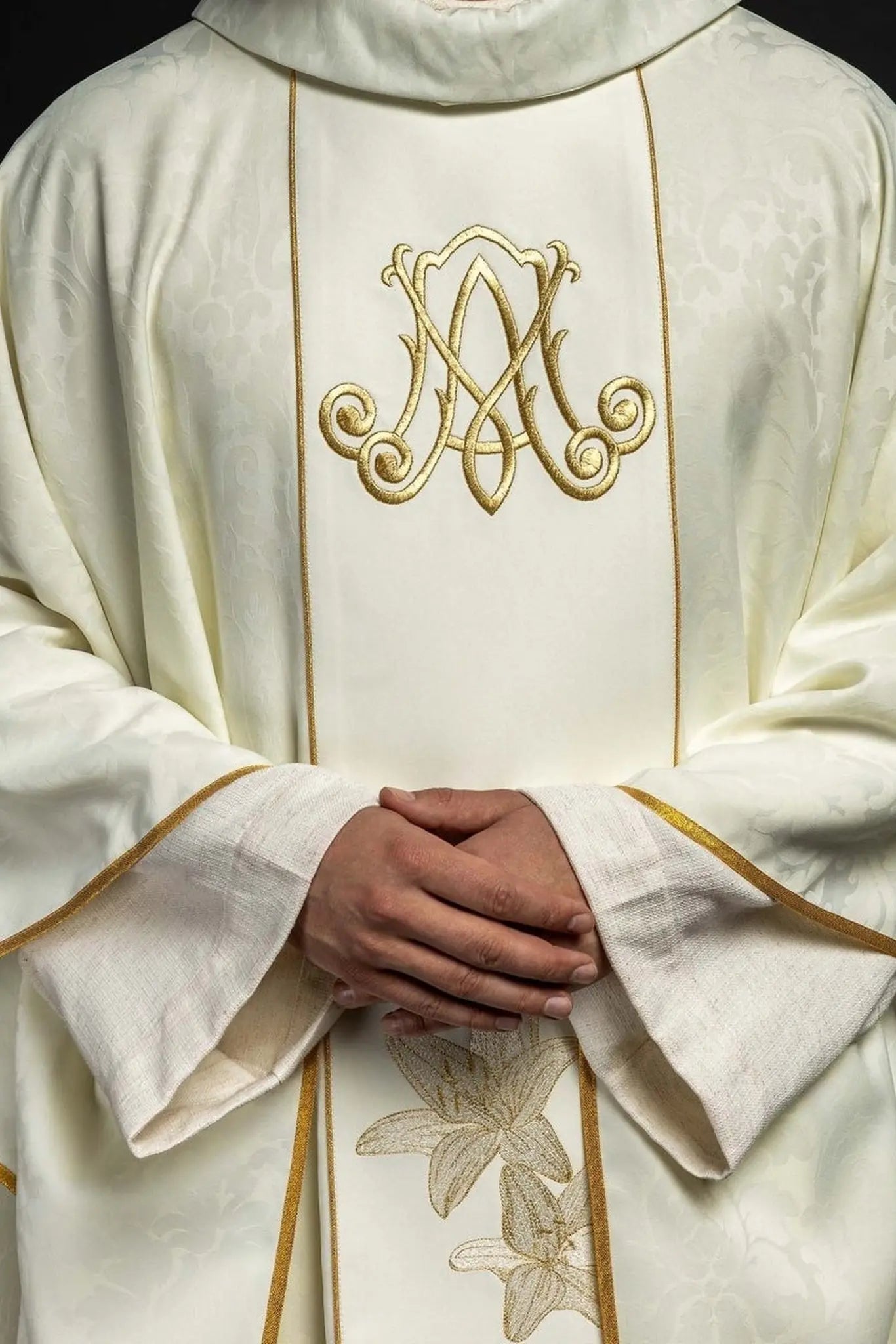 Marian liturgical chasuble with embroidered lilies