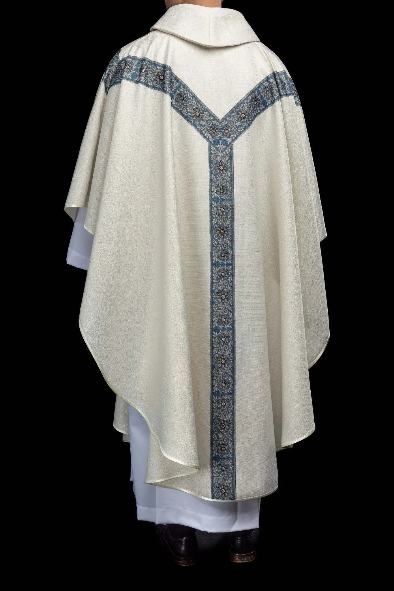 Ecru chasuble with printed image of the Immaculate Conception, Marian vestment