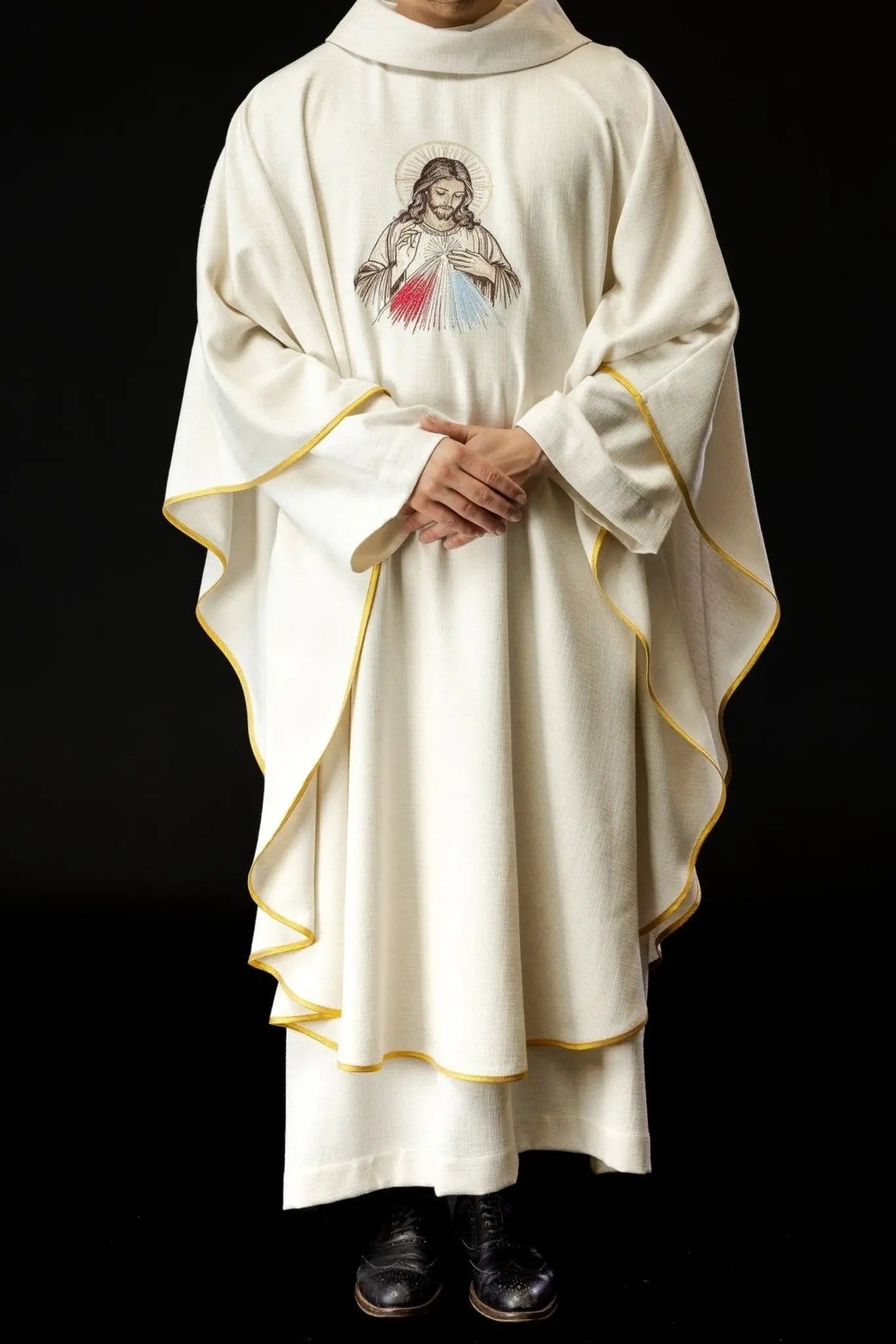 Ecru Chasuble with Image of the Merciful Jesus
