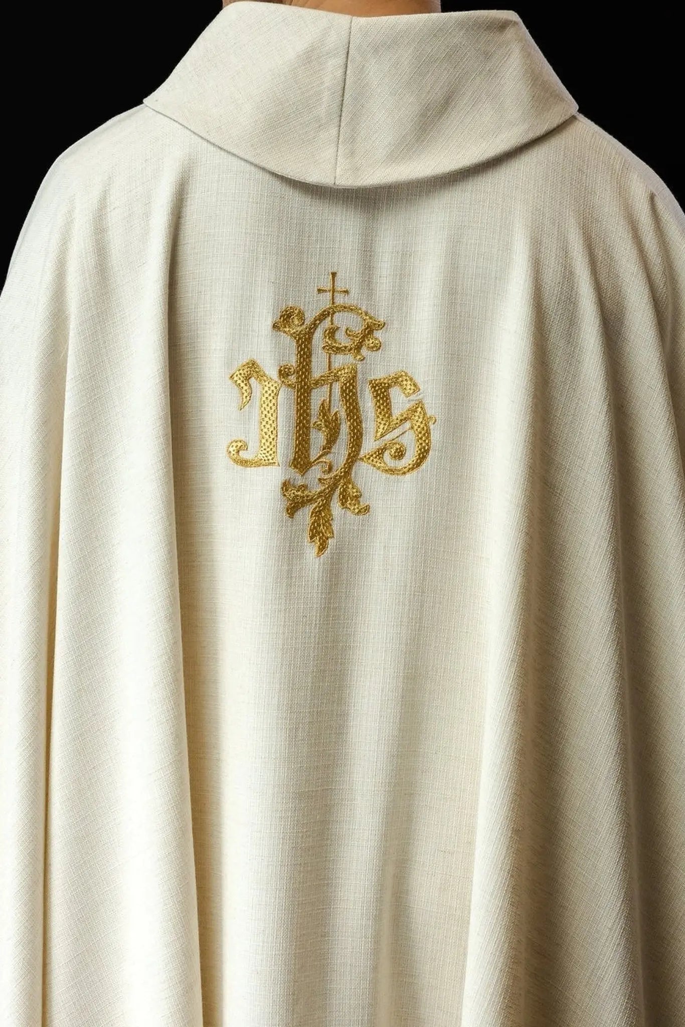 Ecru Chasuble with Image of the Merciful Jesus