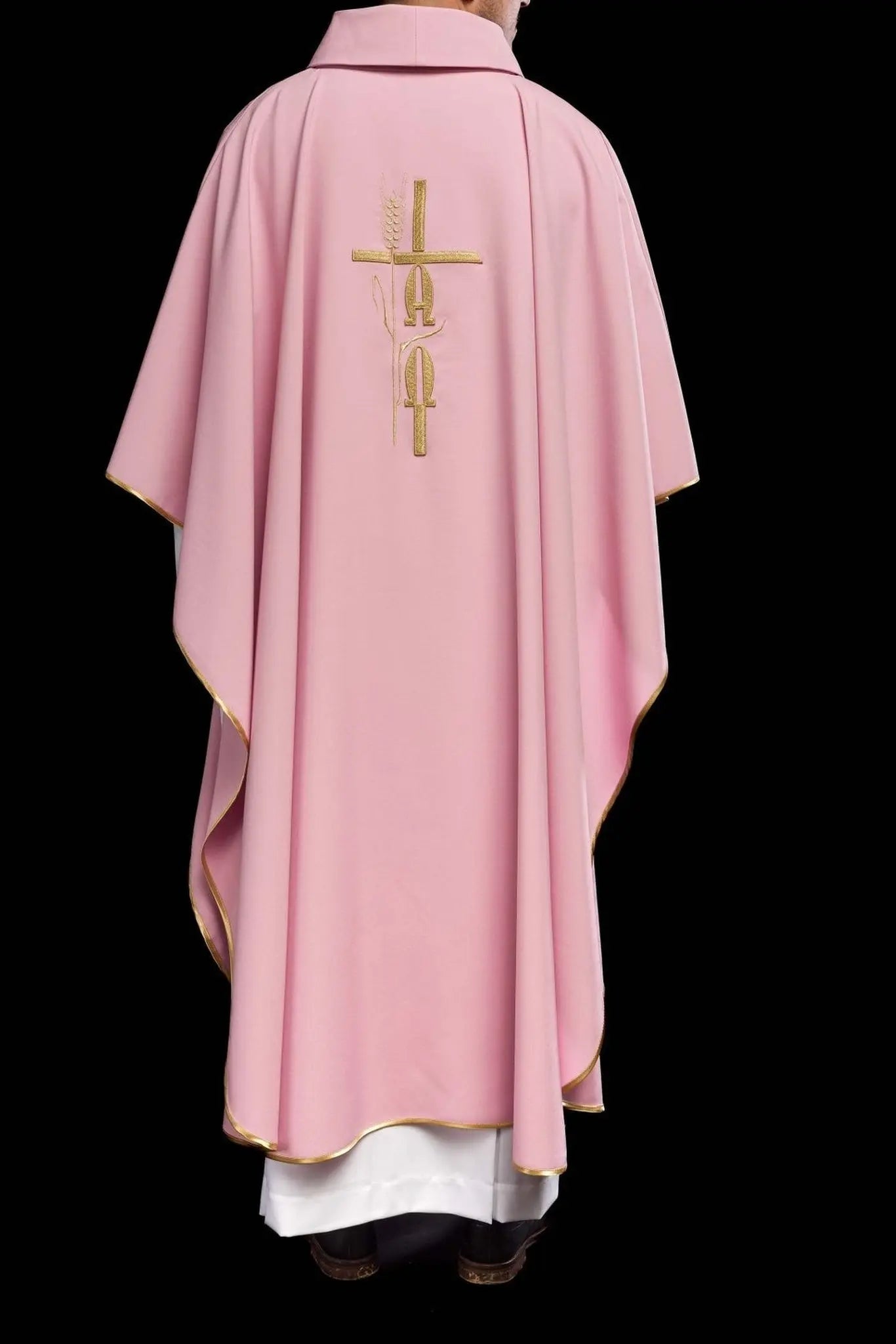 Embroidered chasuble Cross and IHS Pink