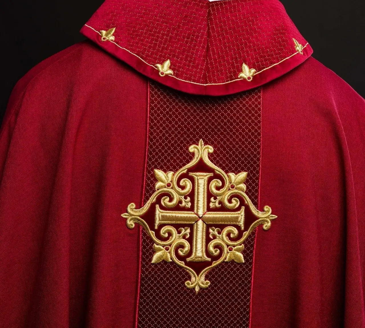 Chasuble embroidered on velvet with the symbol of the Red Cross