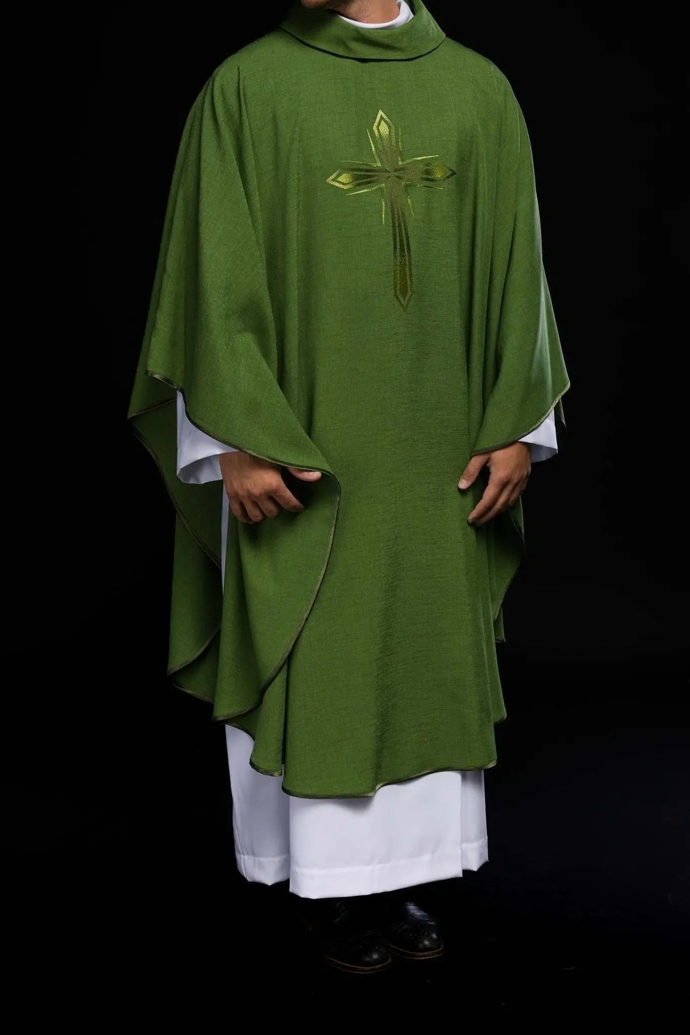 Embroidered chasuble in green
