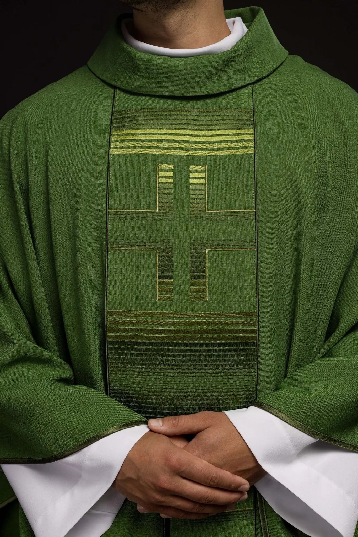 Embroidered chasuble with Crosses in green