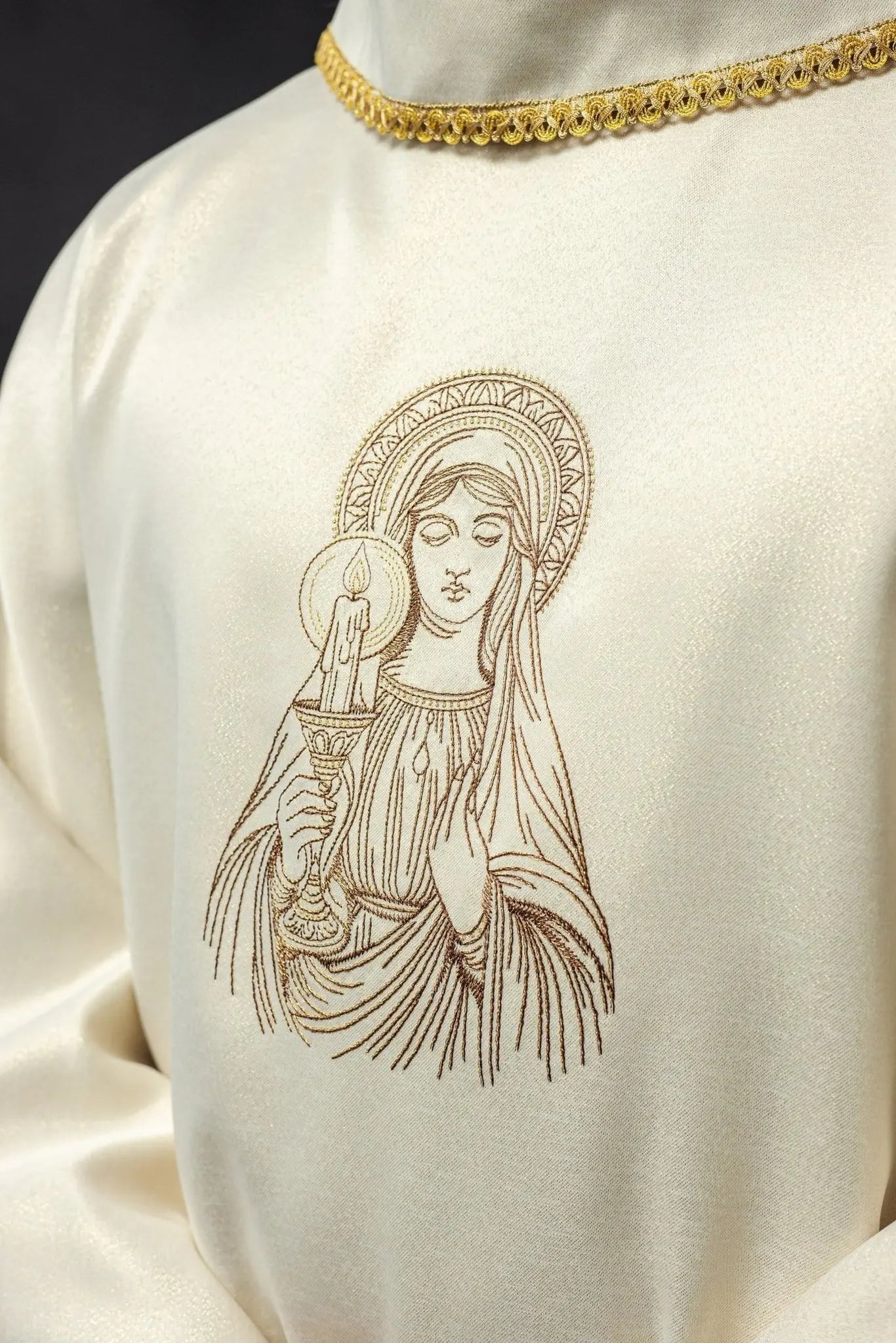Embroidered chasuble with the image of Our Lady of Thunder
