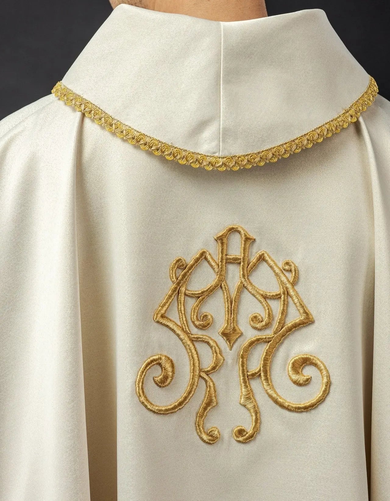 Embroidered chasuble with the image of Our Lady of Thunder