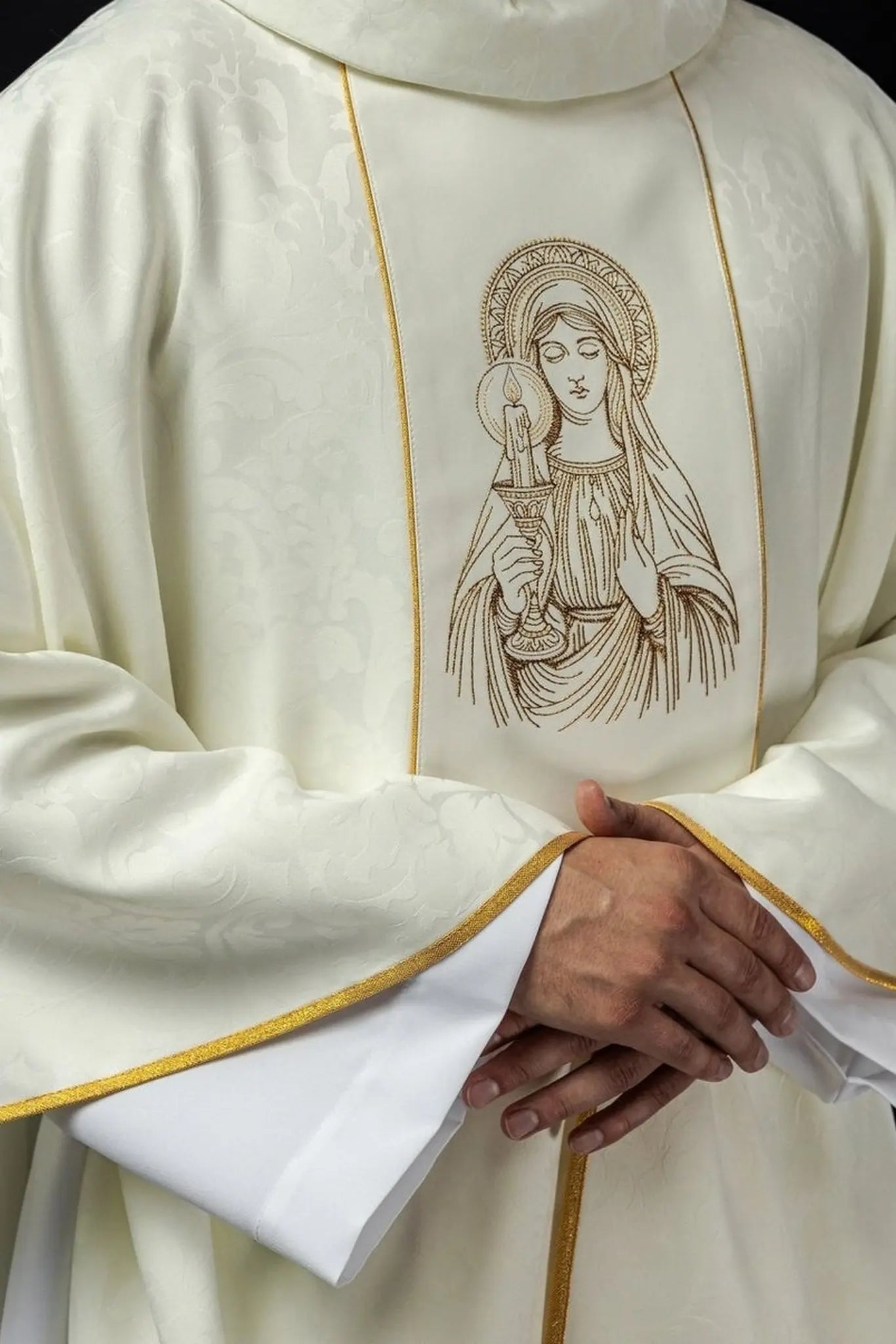 Embroidered chasuble with the image of Our Lady of Thunder