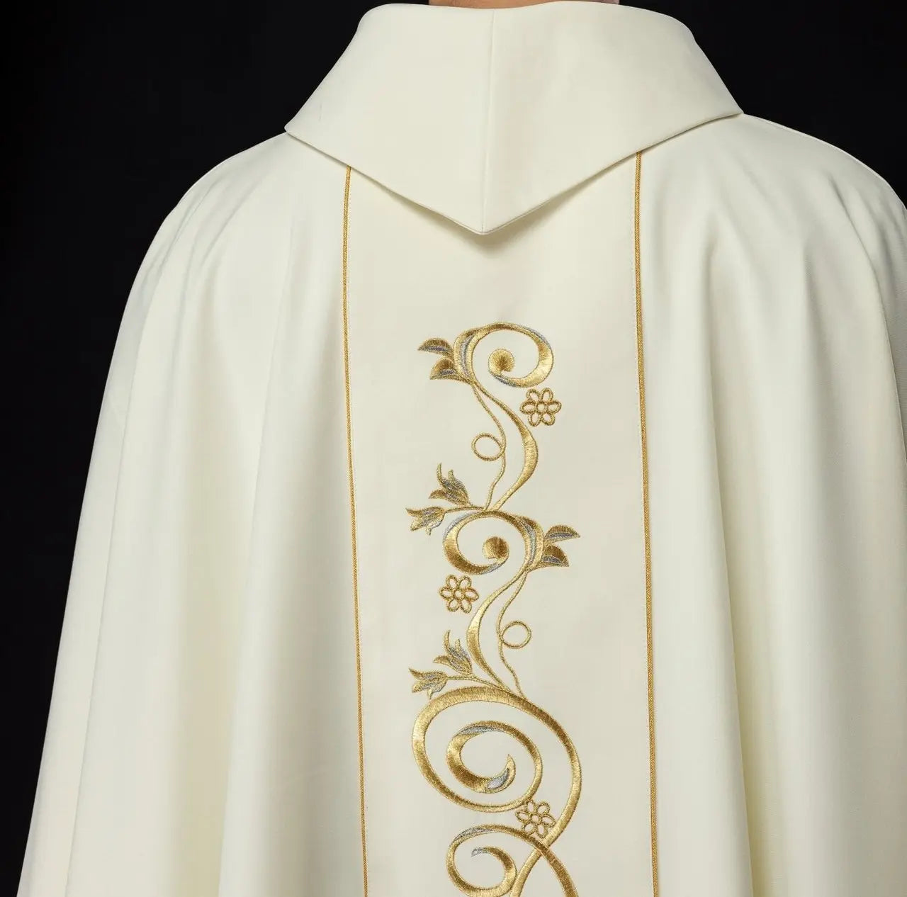 Embroidered chasuble with the image of Our Lady of Guadalupe