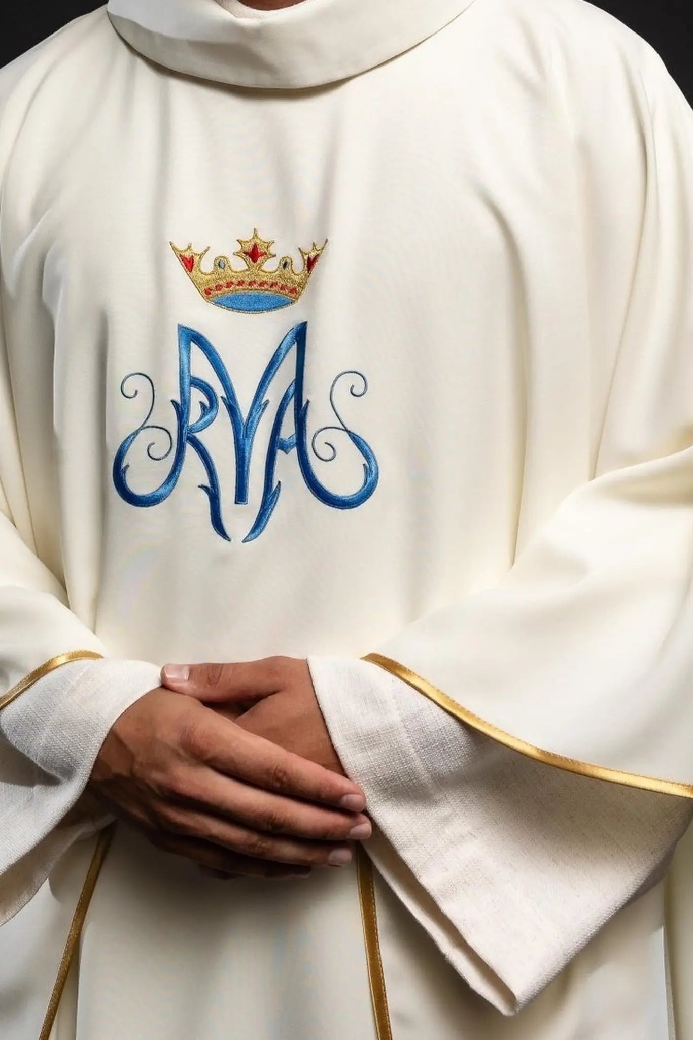 Ornat liturgiczny maryjny w kolorze ecru