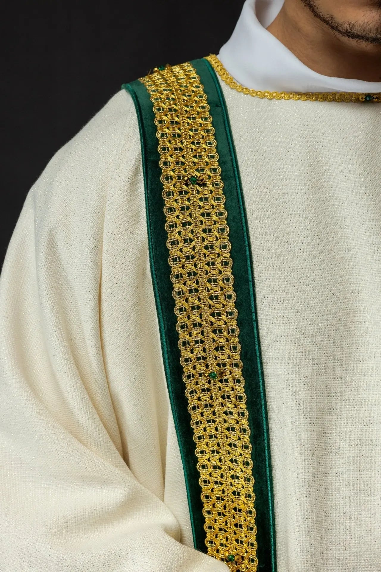 Handmade Dalmatic with Natural Stones – Handmade 1001 Collection